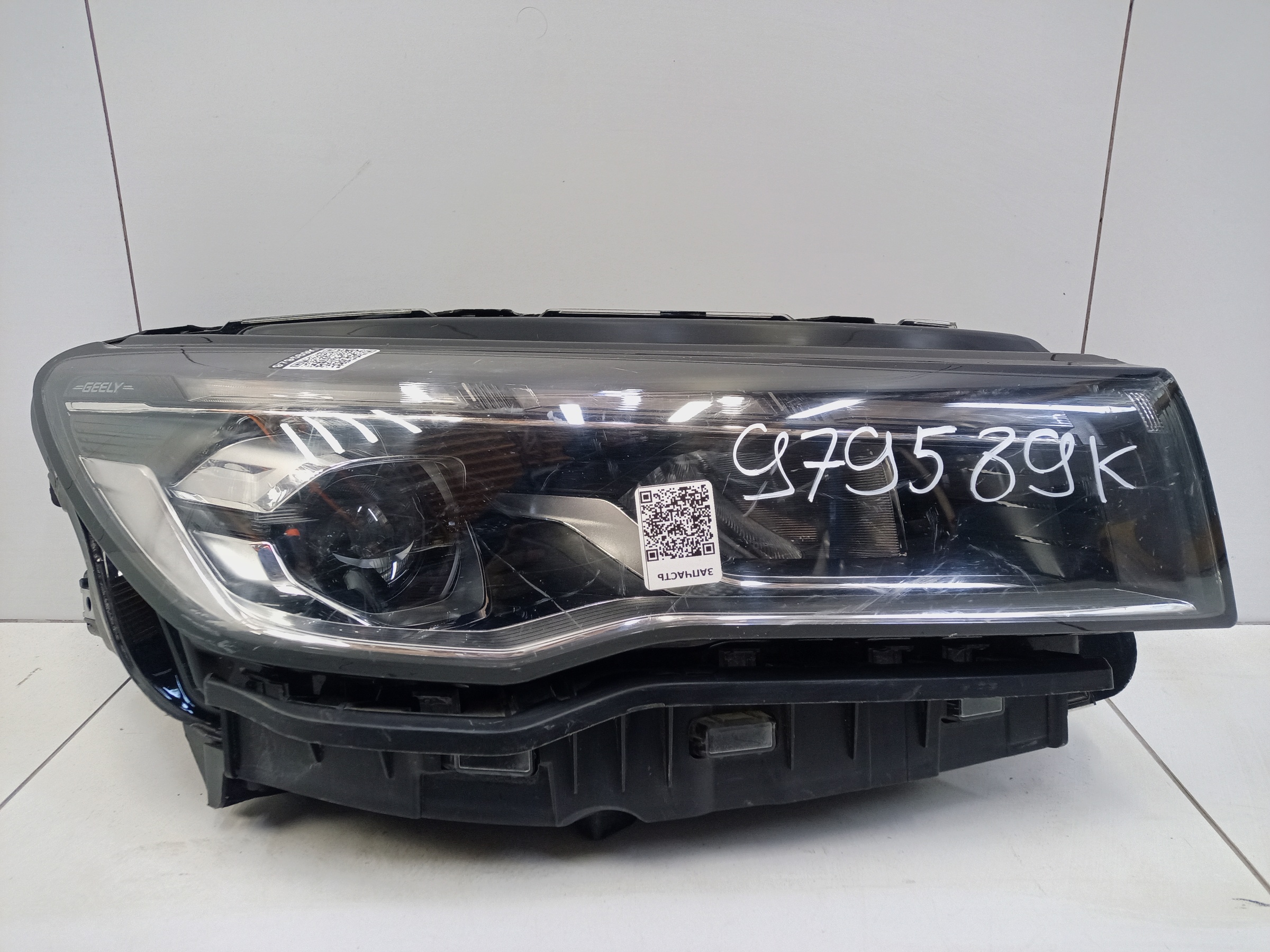 Фара передняя правая Geely Emgrand 2 LED