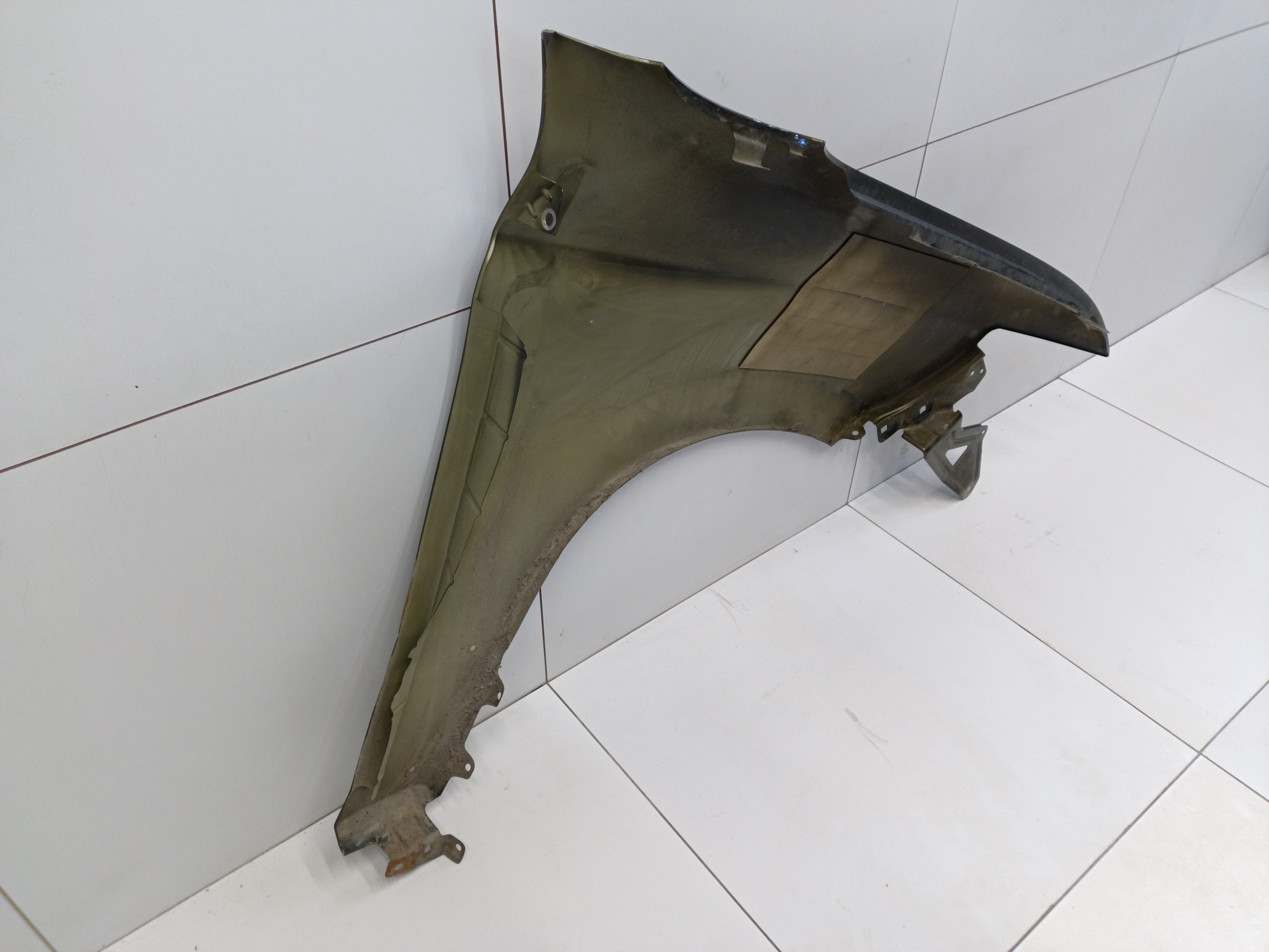 Крыло переднее левое Mitsubishi Outlander 3 Restail 2 без повторителя