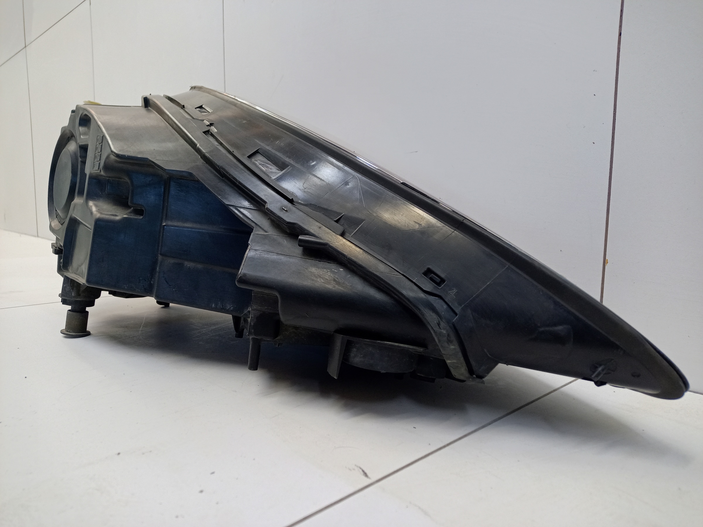 Фара передняя левая Porsche Cayenne 3 LED