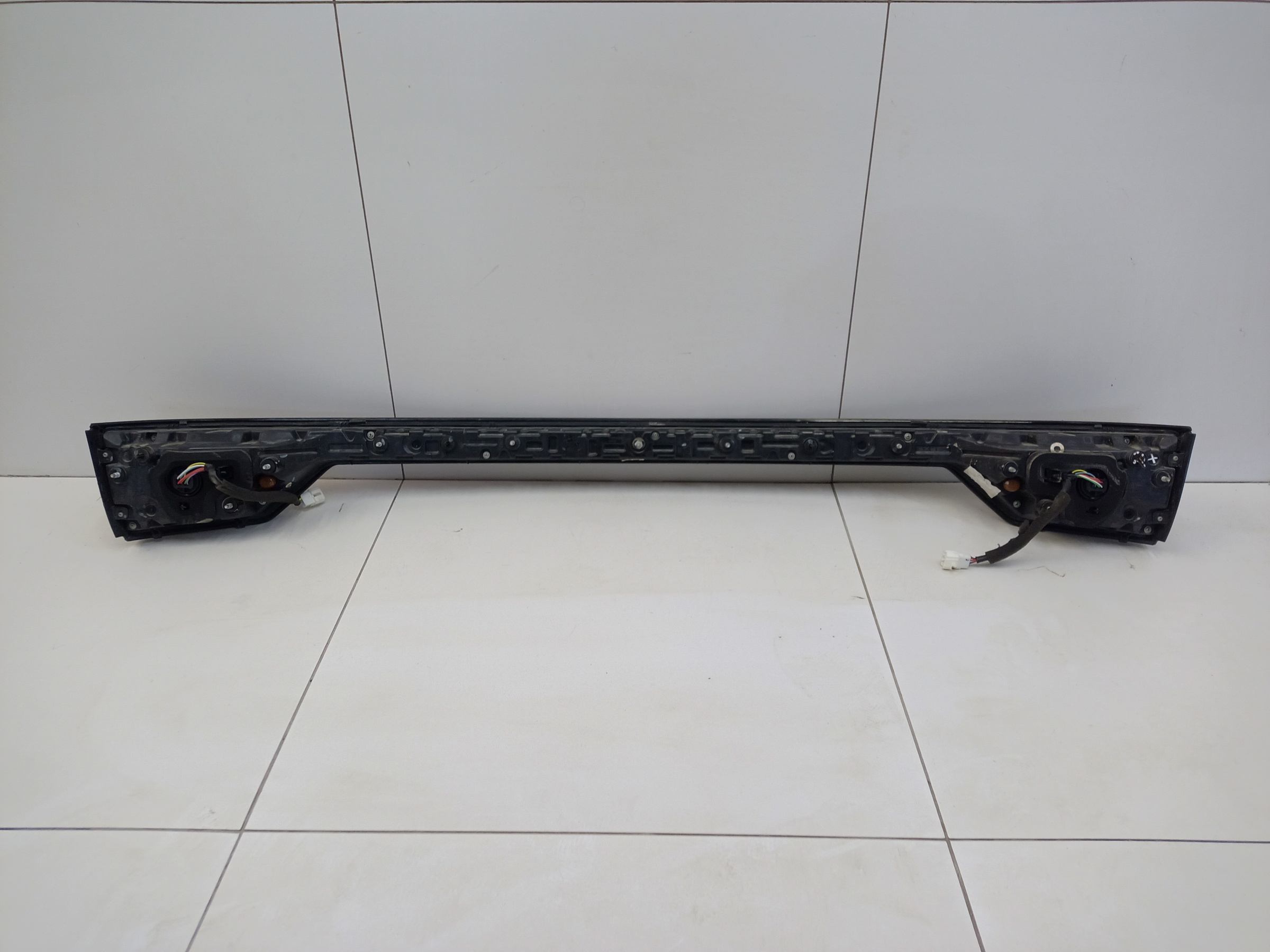 Фонарь крышки багажника Exeed LX