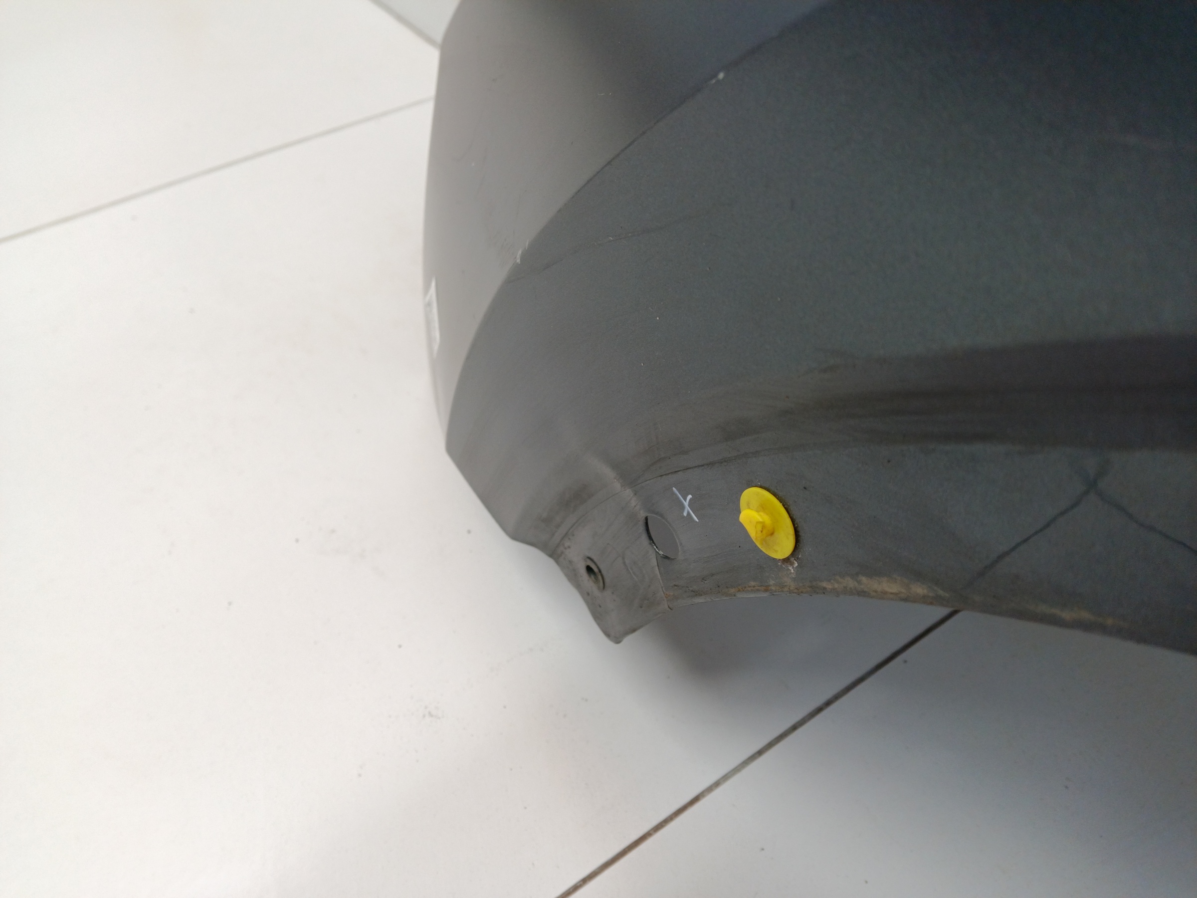 Крыло переднее левое Audi Q8