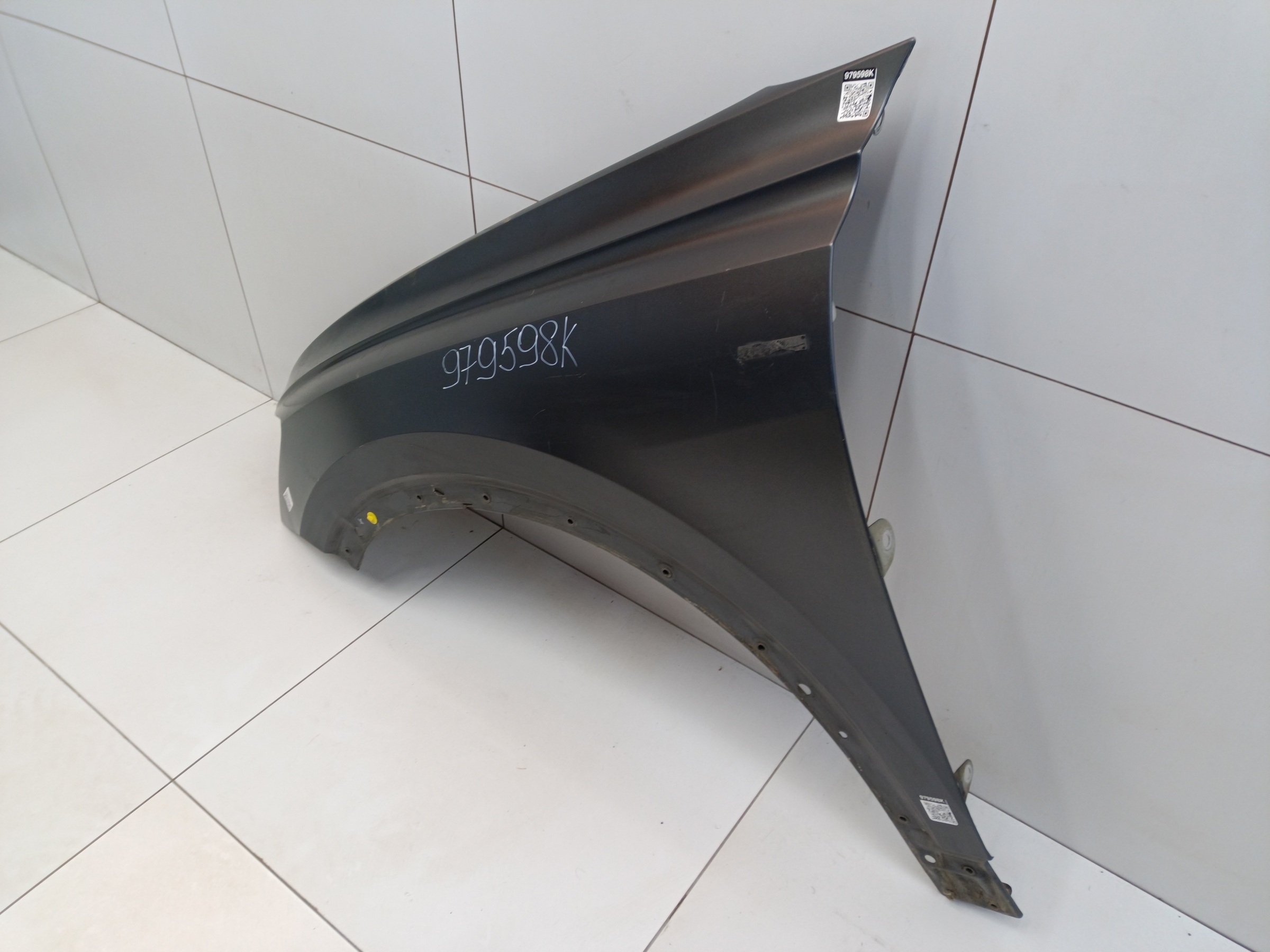 Крыло переднее левое Audi Q8