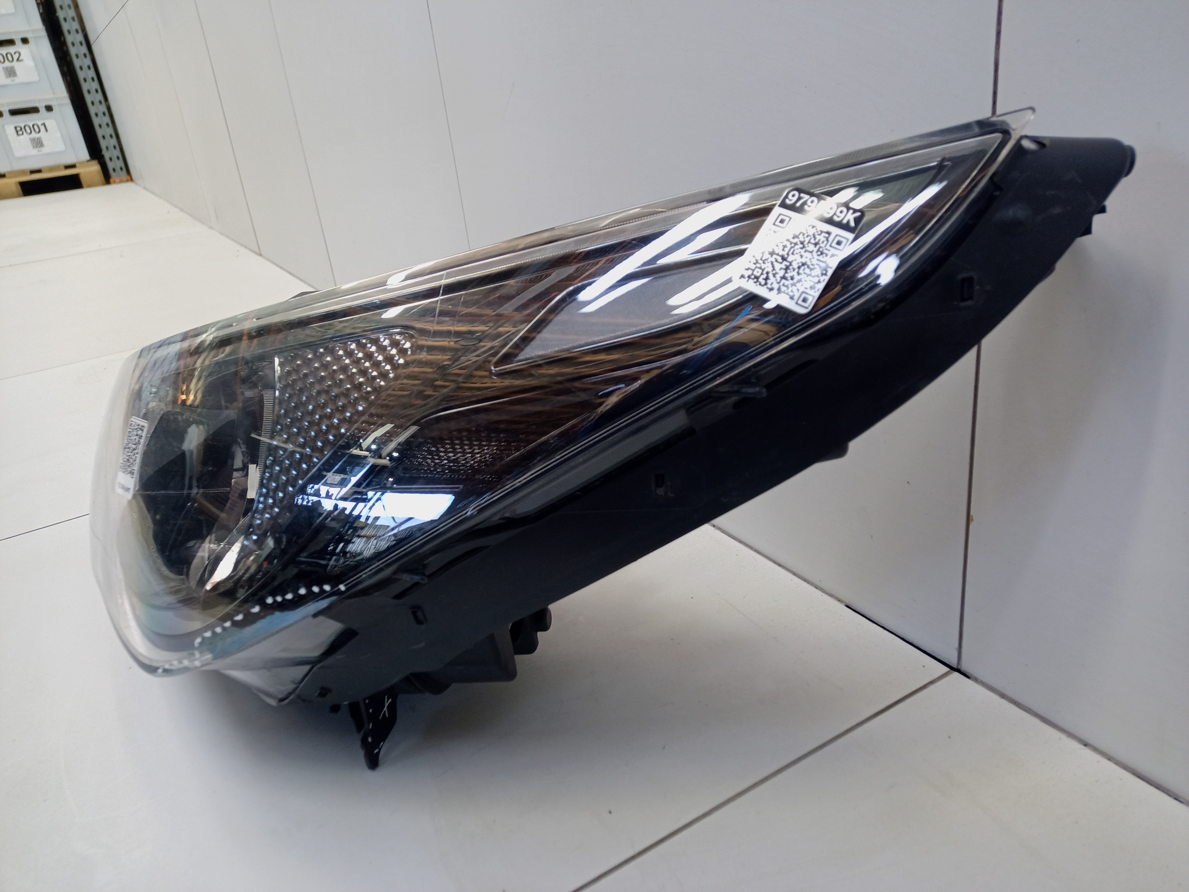 Фара передняя левая Hyundai Solaris 2 Restail галоген