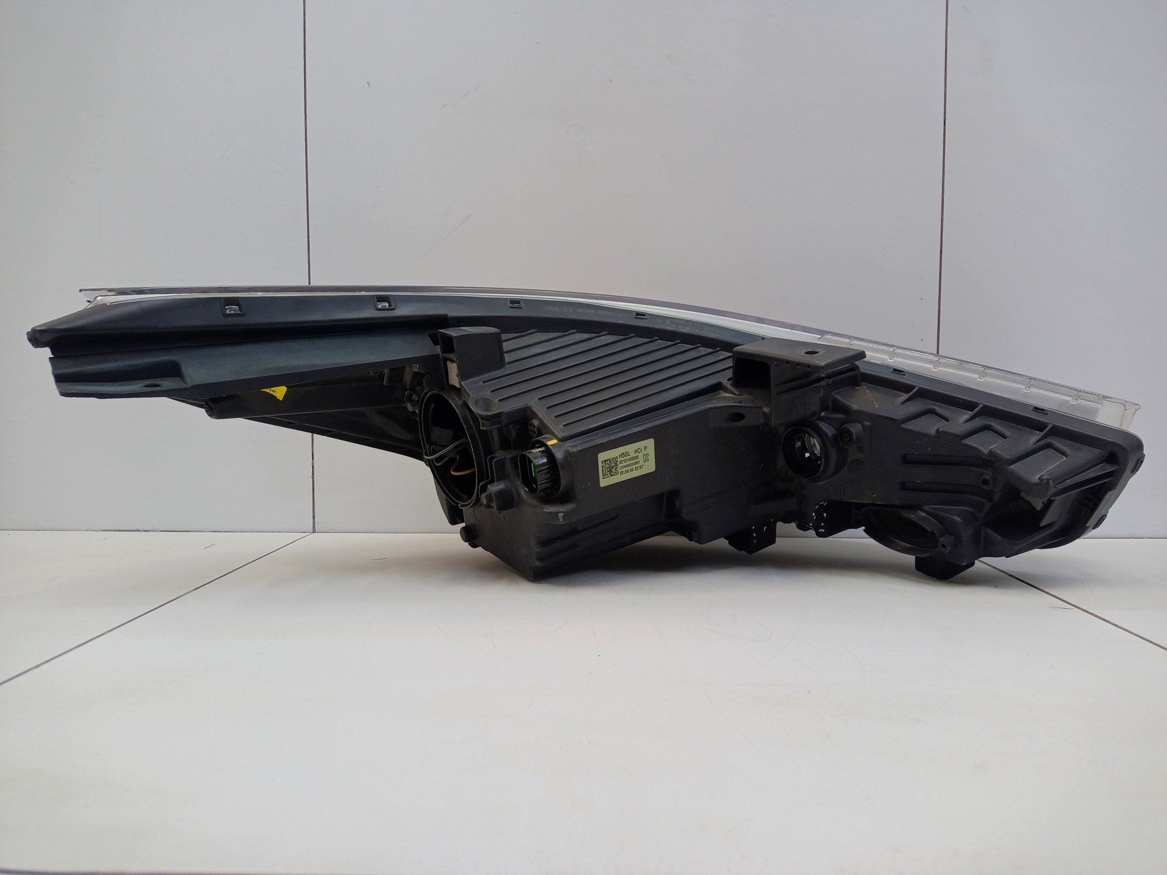 Фара передняя левая Hyundai Solaris 2 Restail галоген