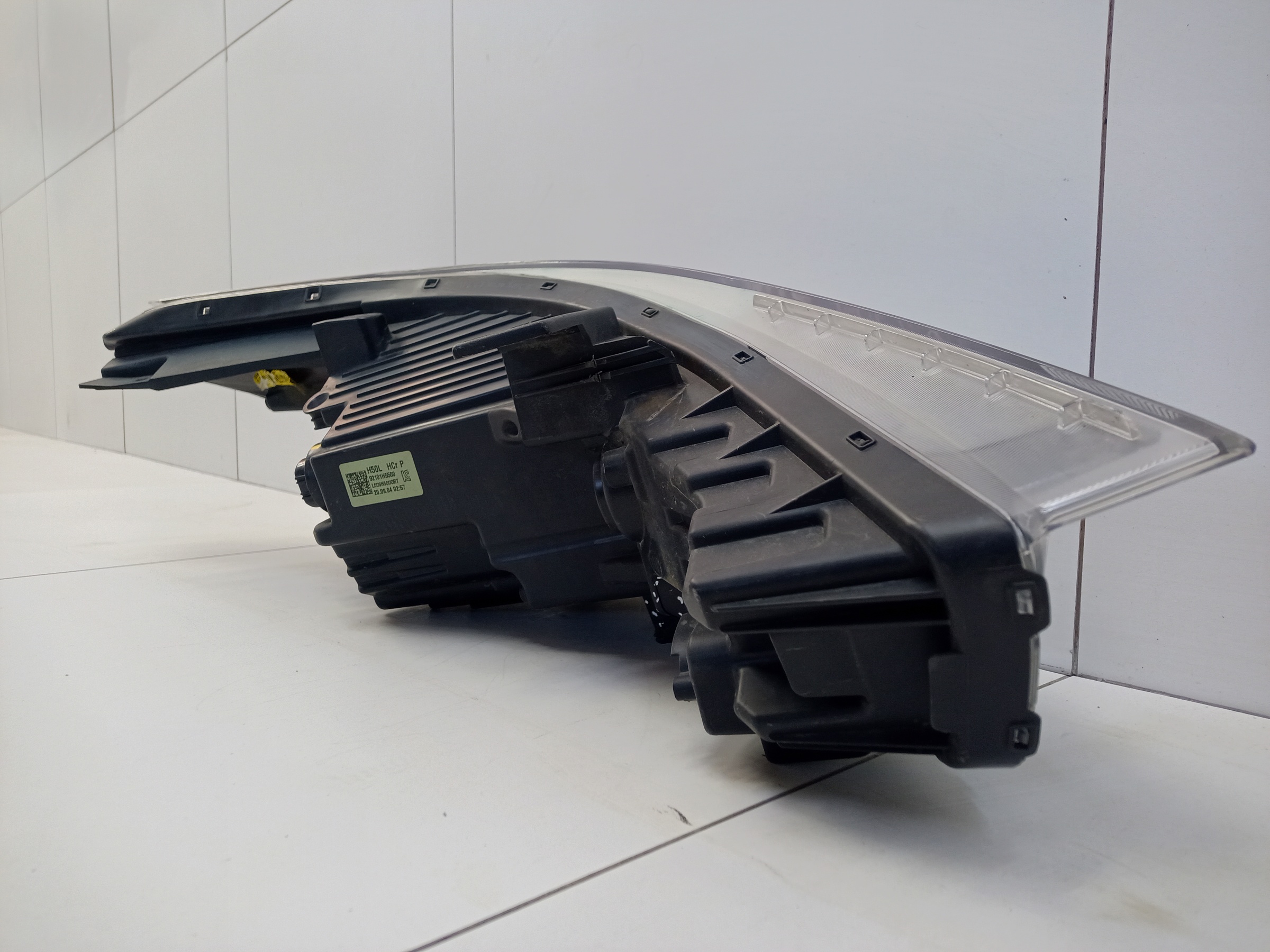 Фара передняя левая Hyundai Solaris 2 Restail галоген