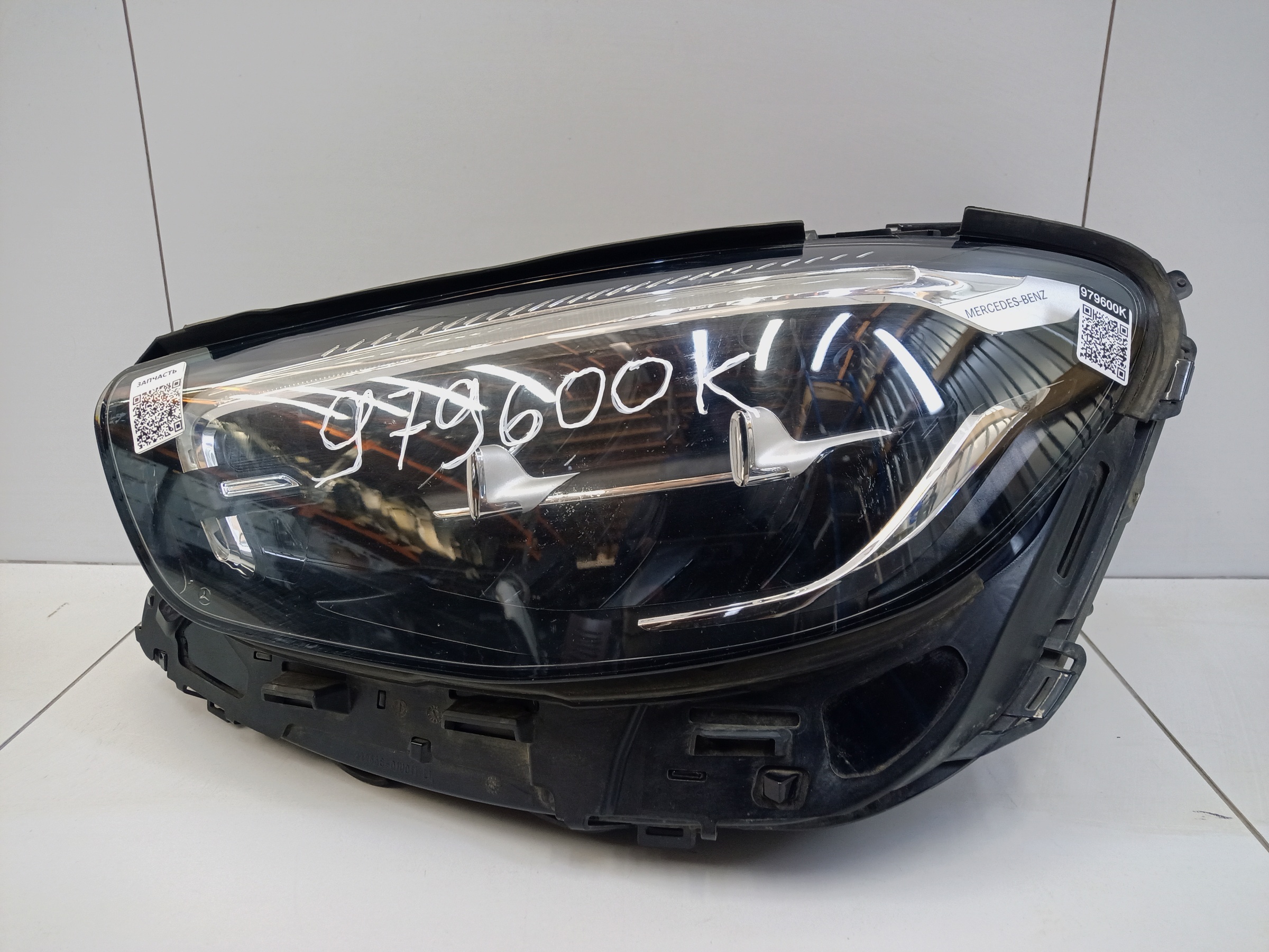 Фара передняя левая Mercedes Benz E-Klasse W213 Restail LED