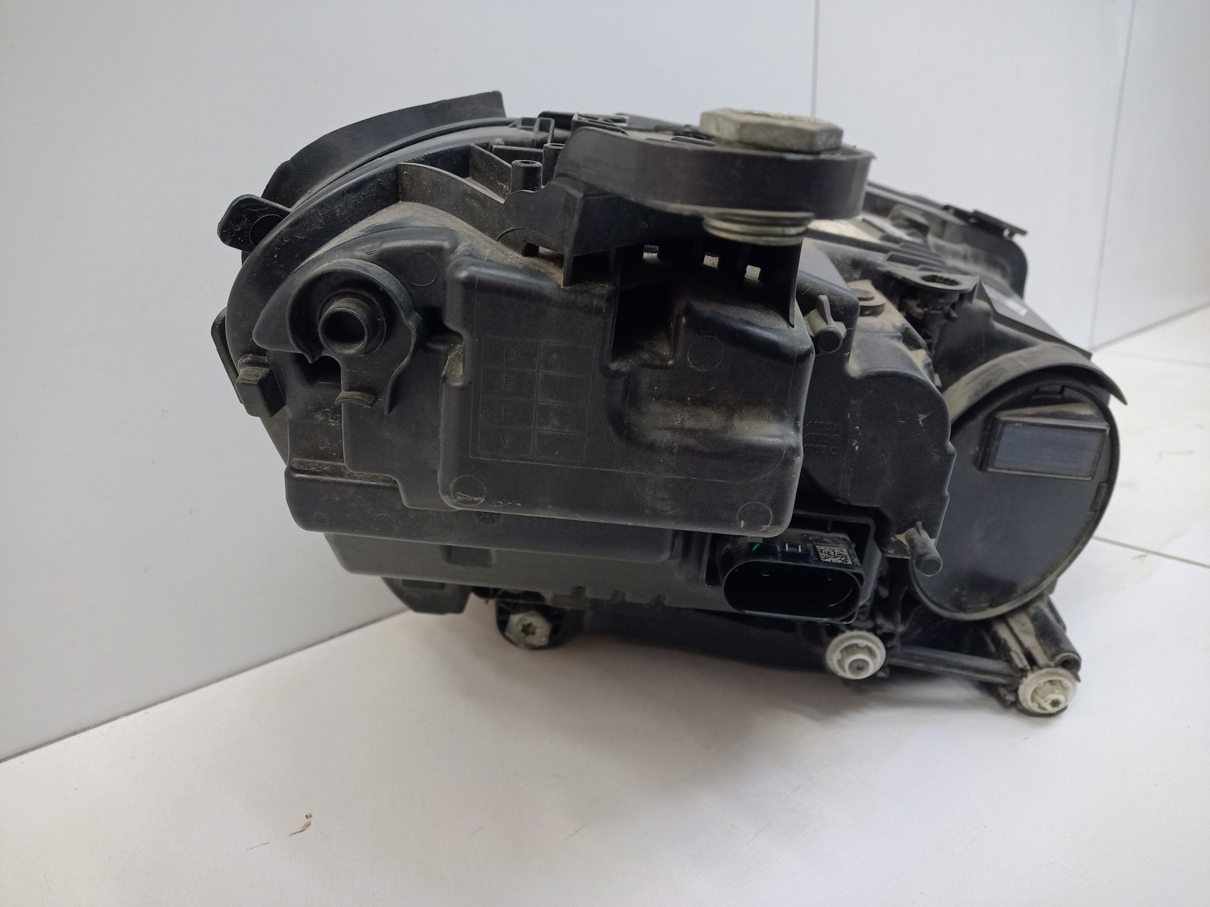 Фара передняя левая Mercedes Benz E-Klasse W213 Restail LED