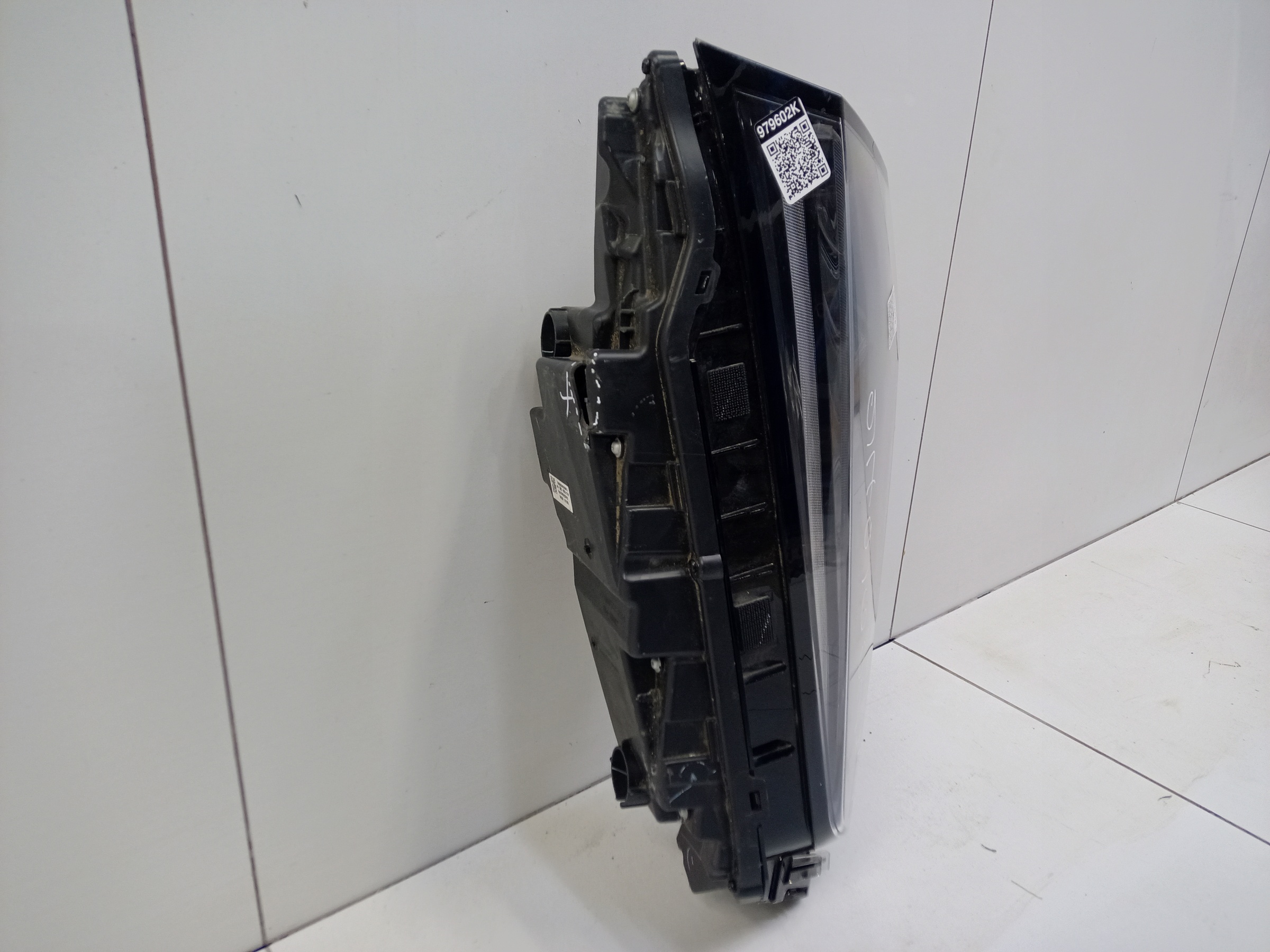 Фара ДХО передняя правая Gac M8 LED