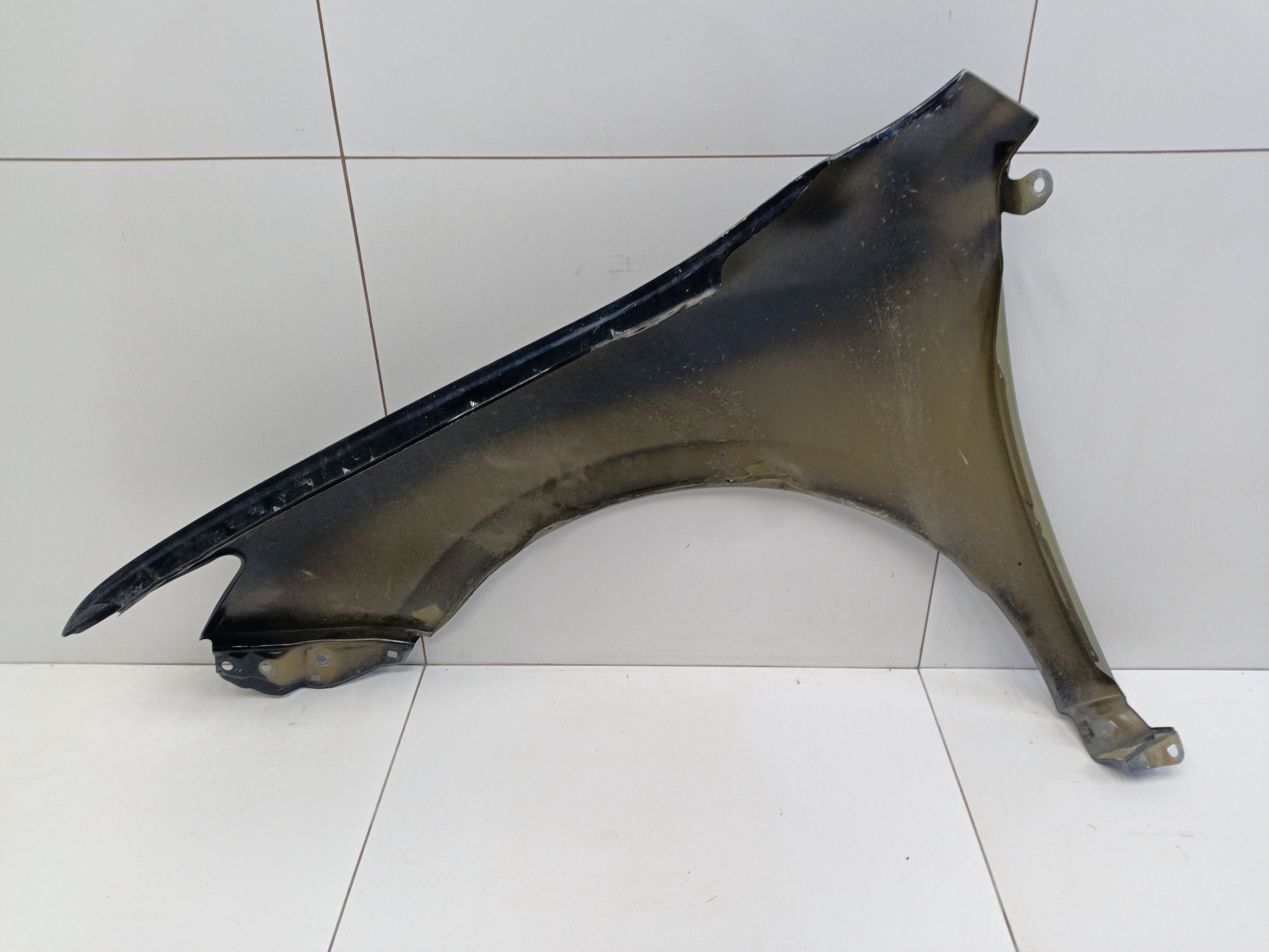 Крыло переднее правое Toyota Camry V50