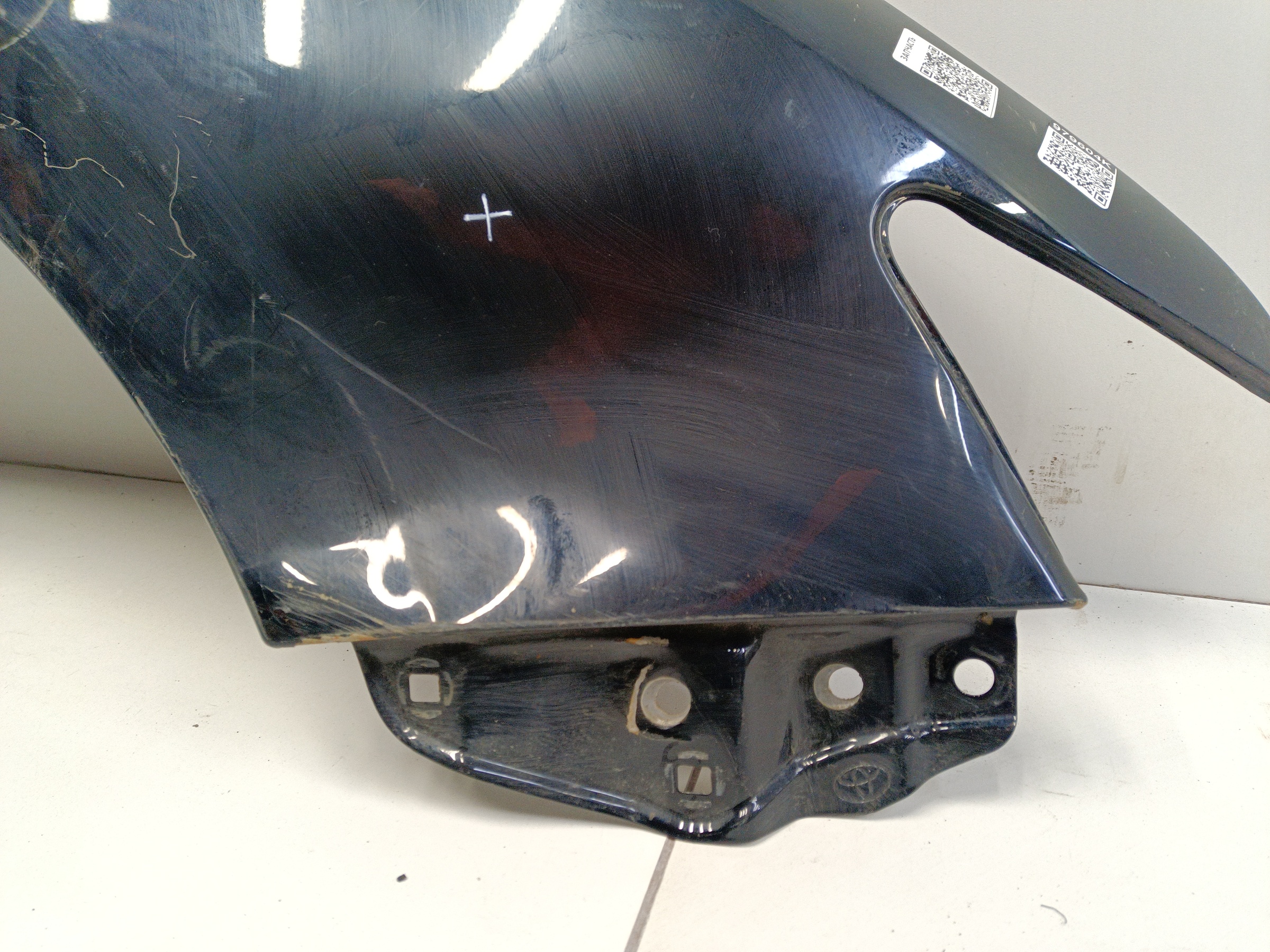 Крыло переднее правое Toyota Camry V50