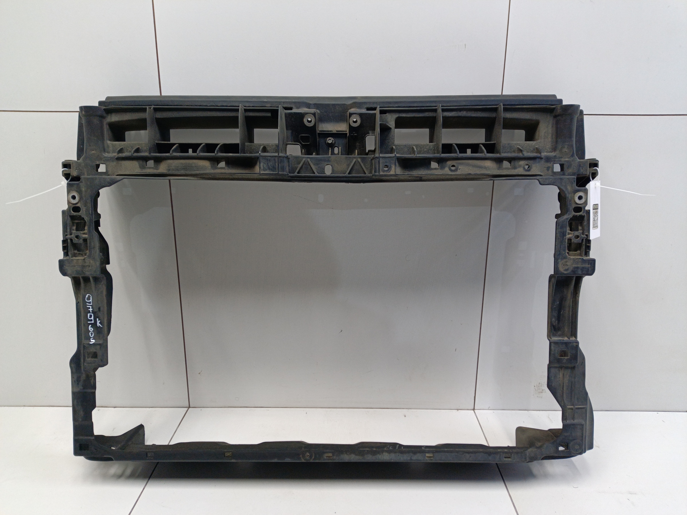 Панель передняя Volkswagen Tiguan 2 2.0L