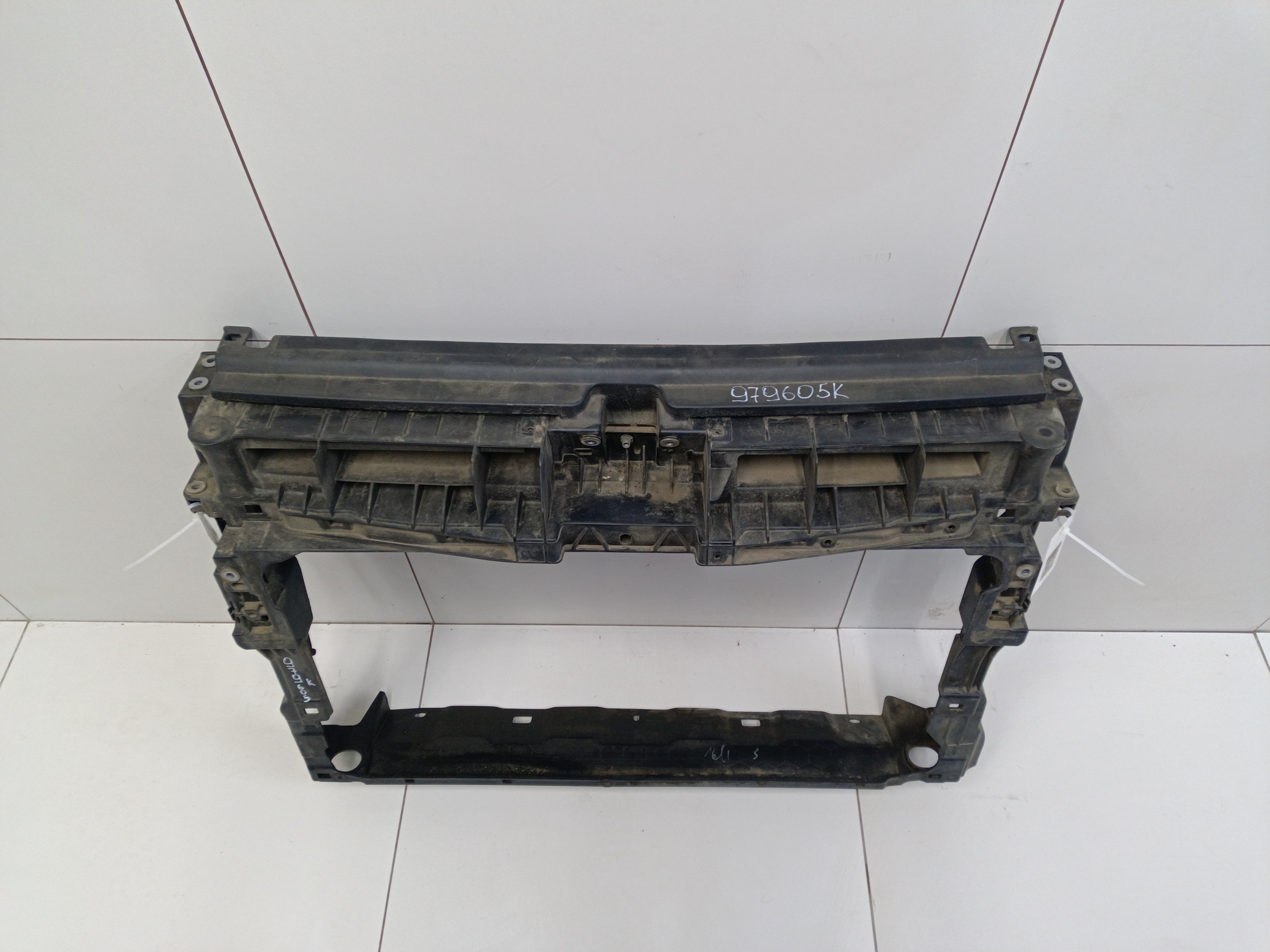 Панель передняя Volkswagen Tiguan 2 2.0L