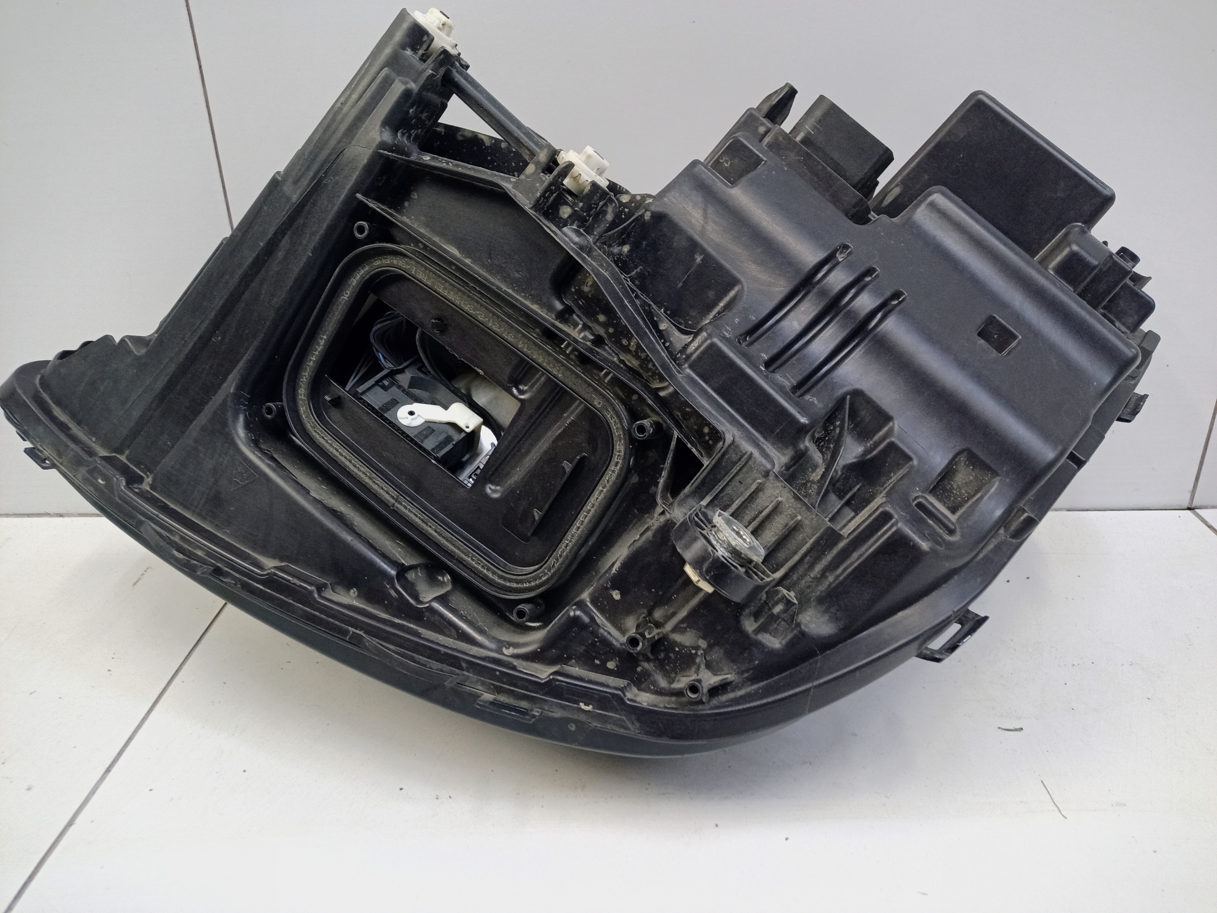 Фара передняя правая Mercedes Benz E-klasse W213 Restail LED