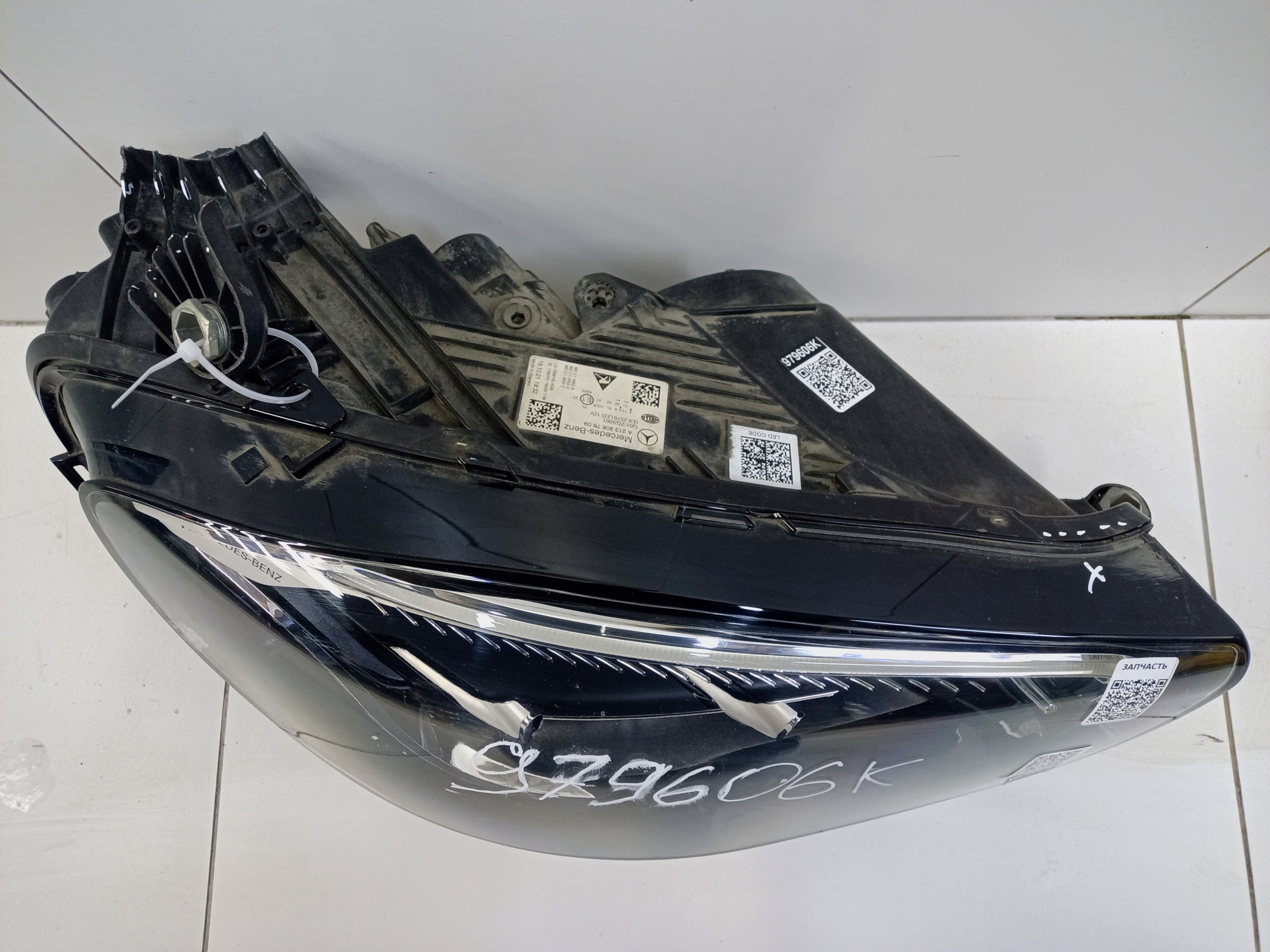 Фара передняя правая Mercedes Benz E-klasse W213 Restail LED