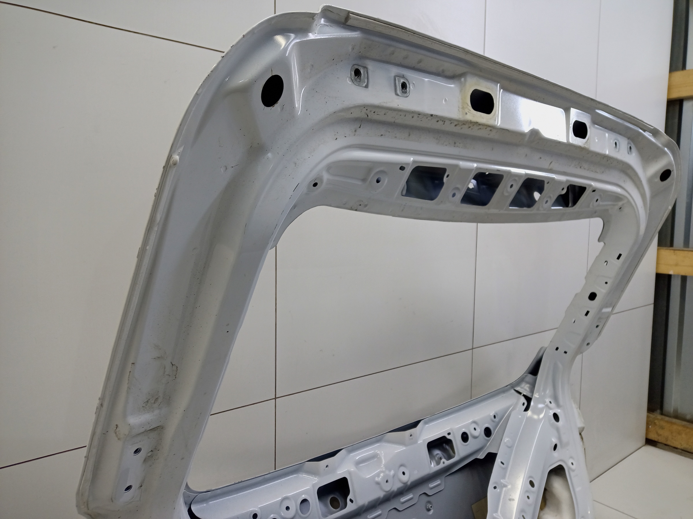 Крышка багажника Omoda C5 без датчика защемления