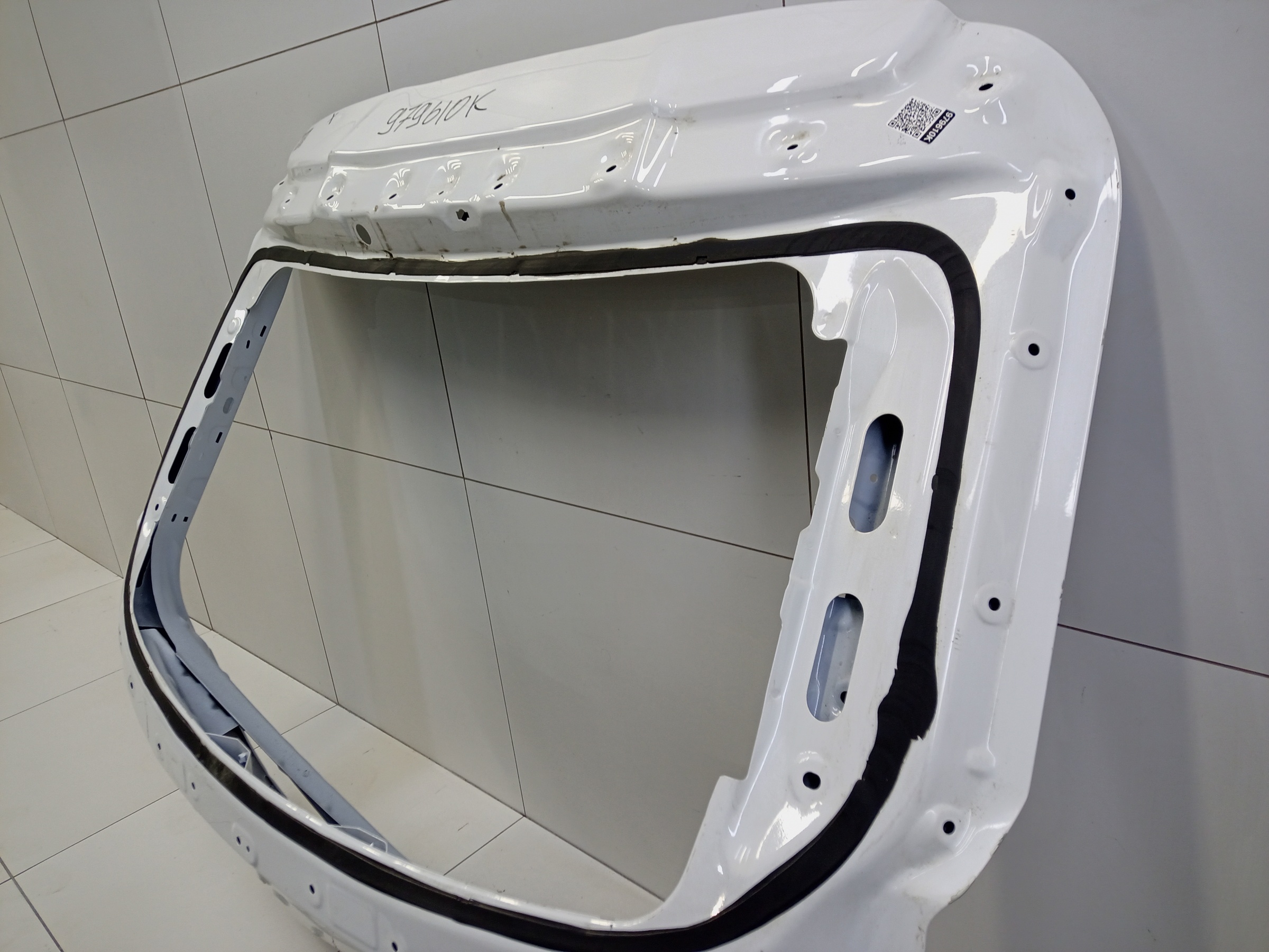 Крышка багажника Omoda C5 без датчика защемления