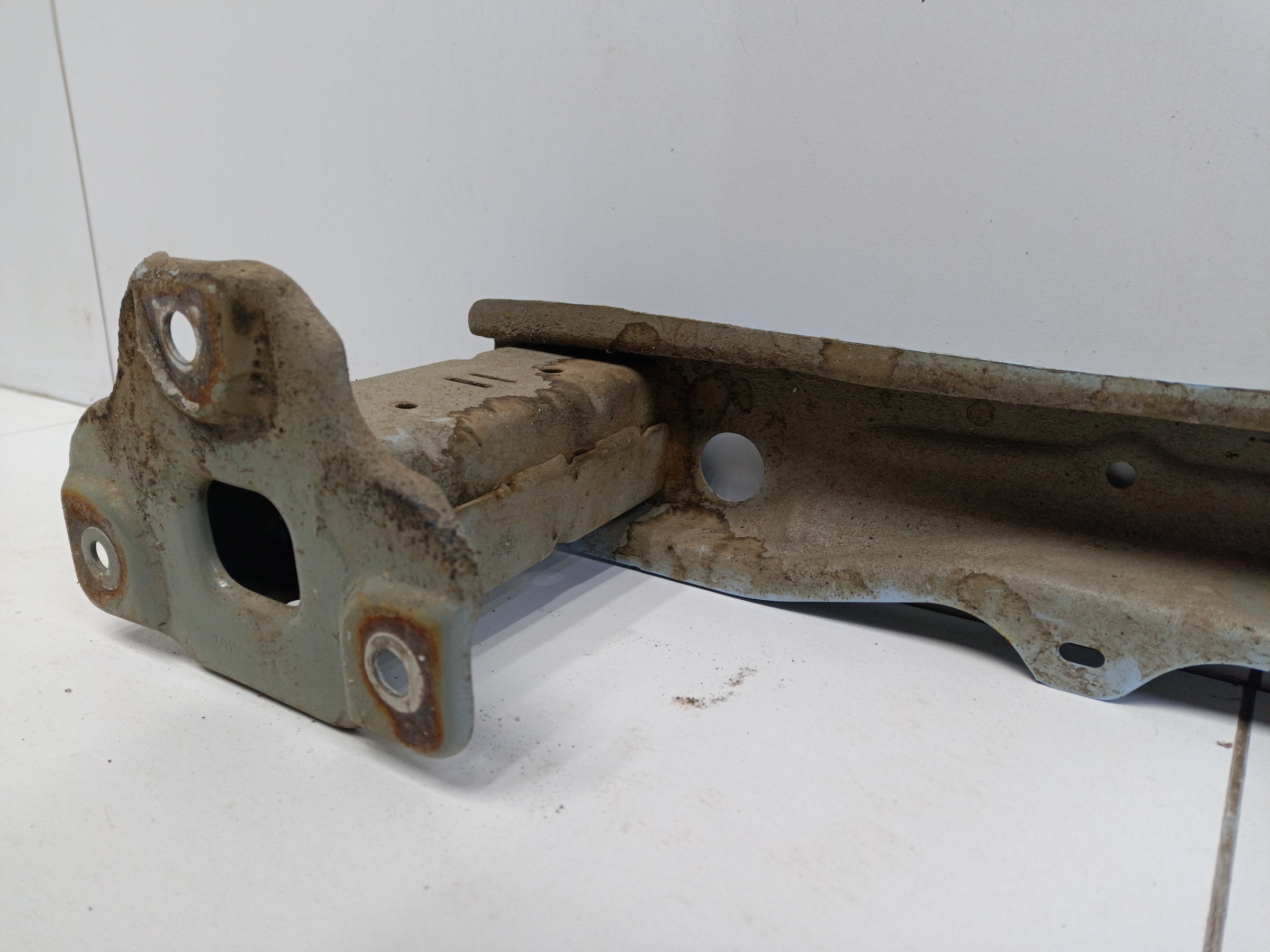 Усилитель заднего бампера Chery Tiggo 4 Restail