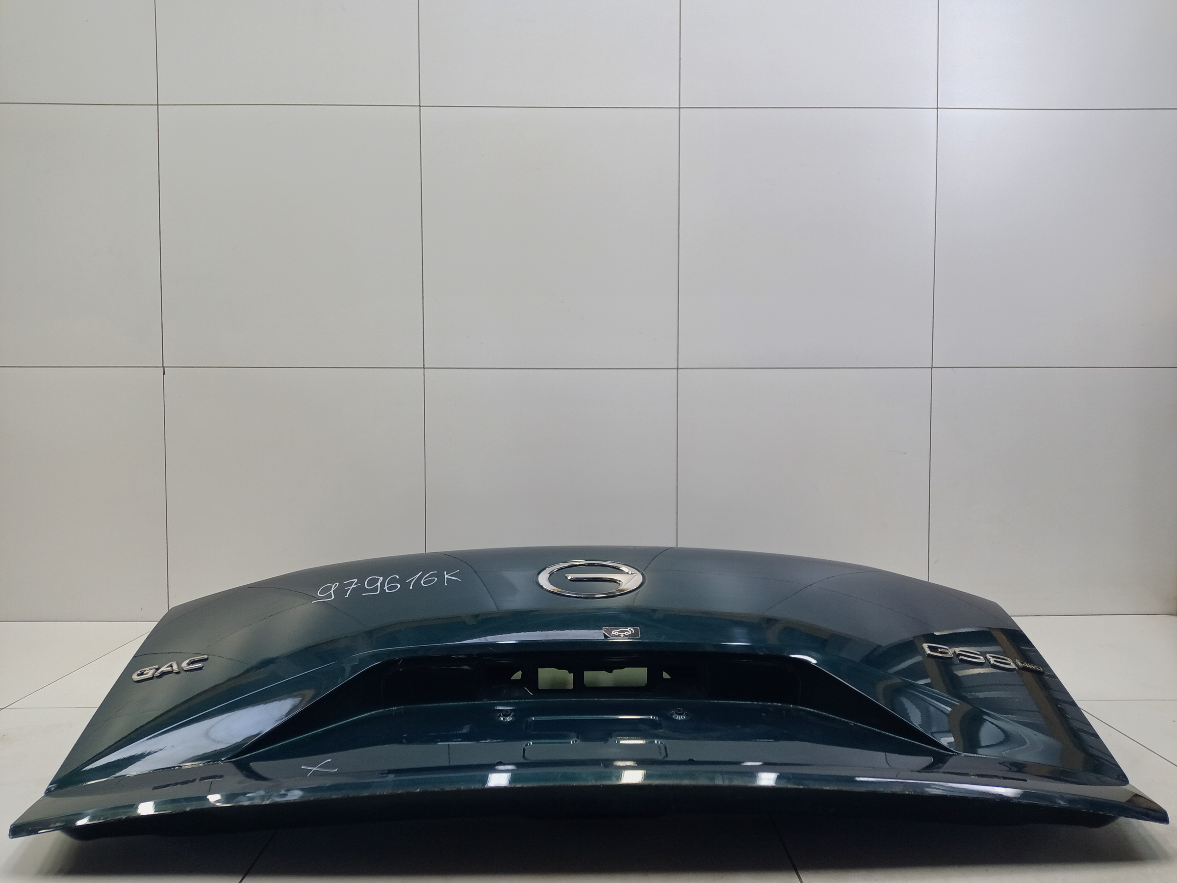 Крышка багажника GAC GS8 2