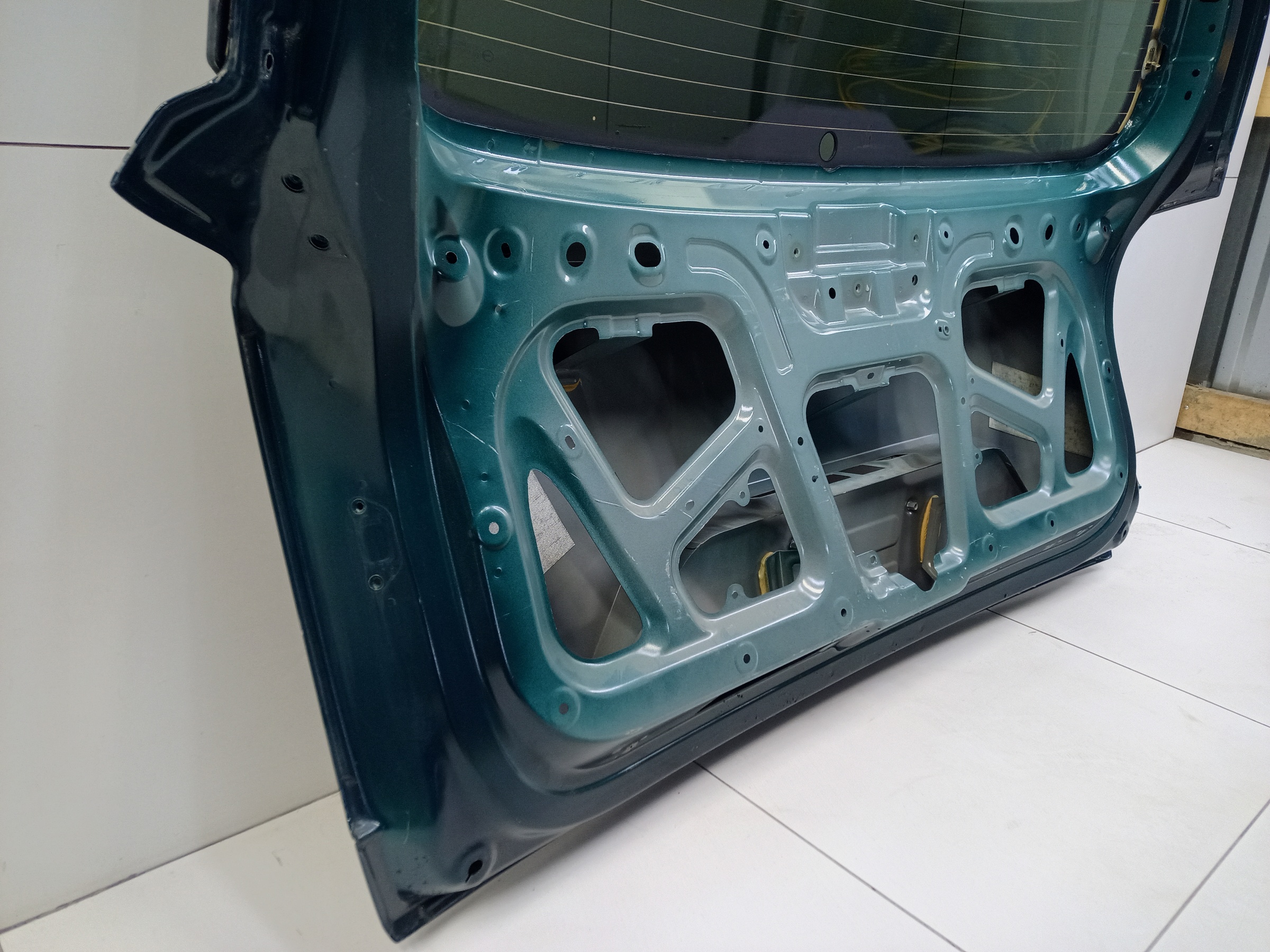 Крышка багажника GAC GS8 2