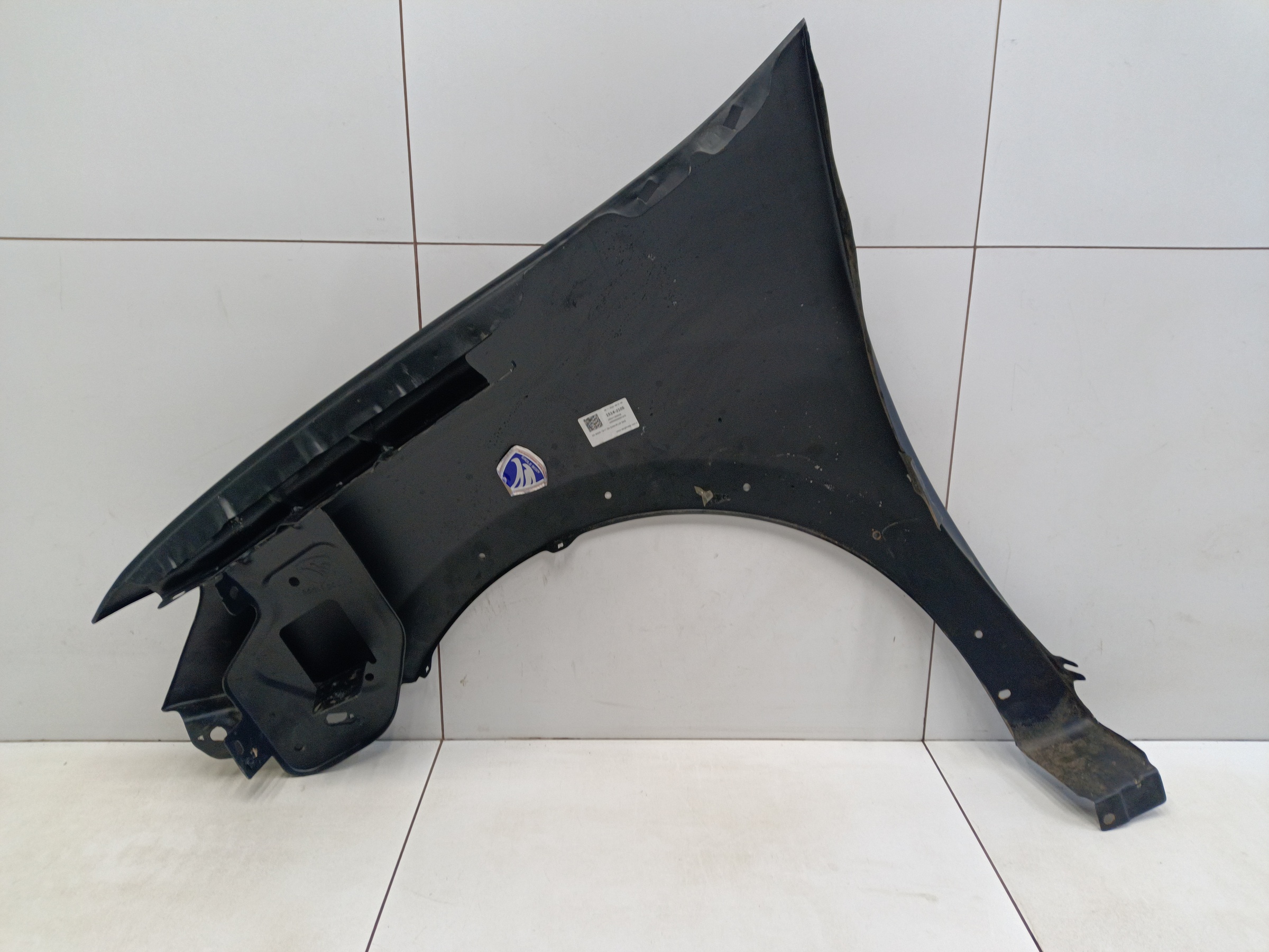 Крыло переднее правое Renault Sandero 2 Stepway без повторителя " Eagle Body "