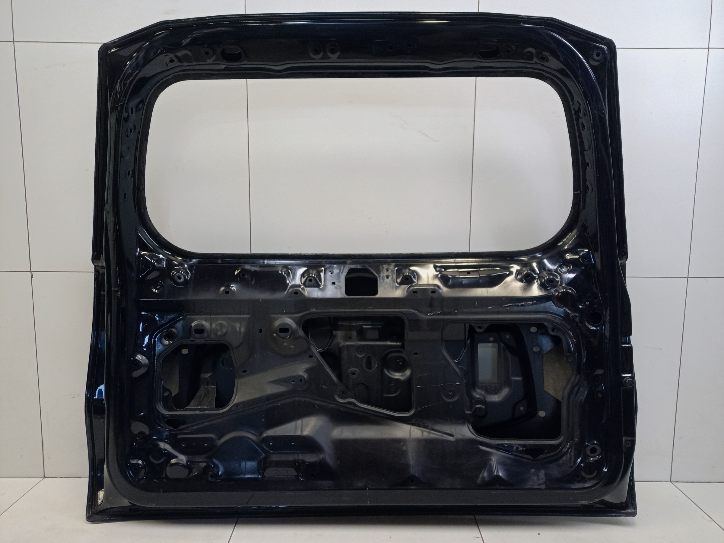 Крышка багажника Toyota Land Cruiser Prado 150 Restail 2