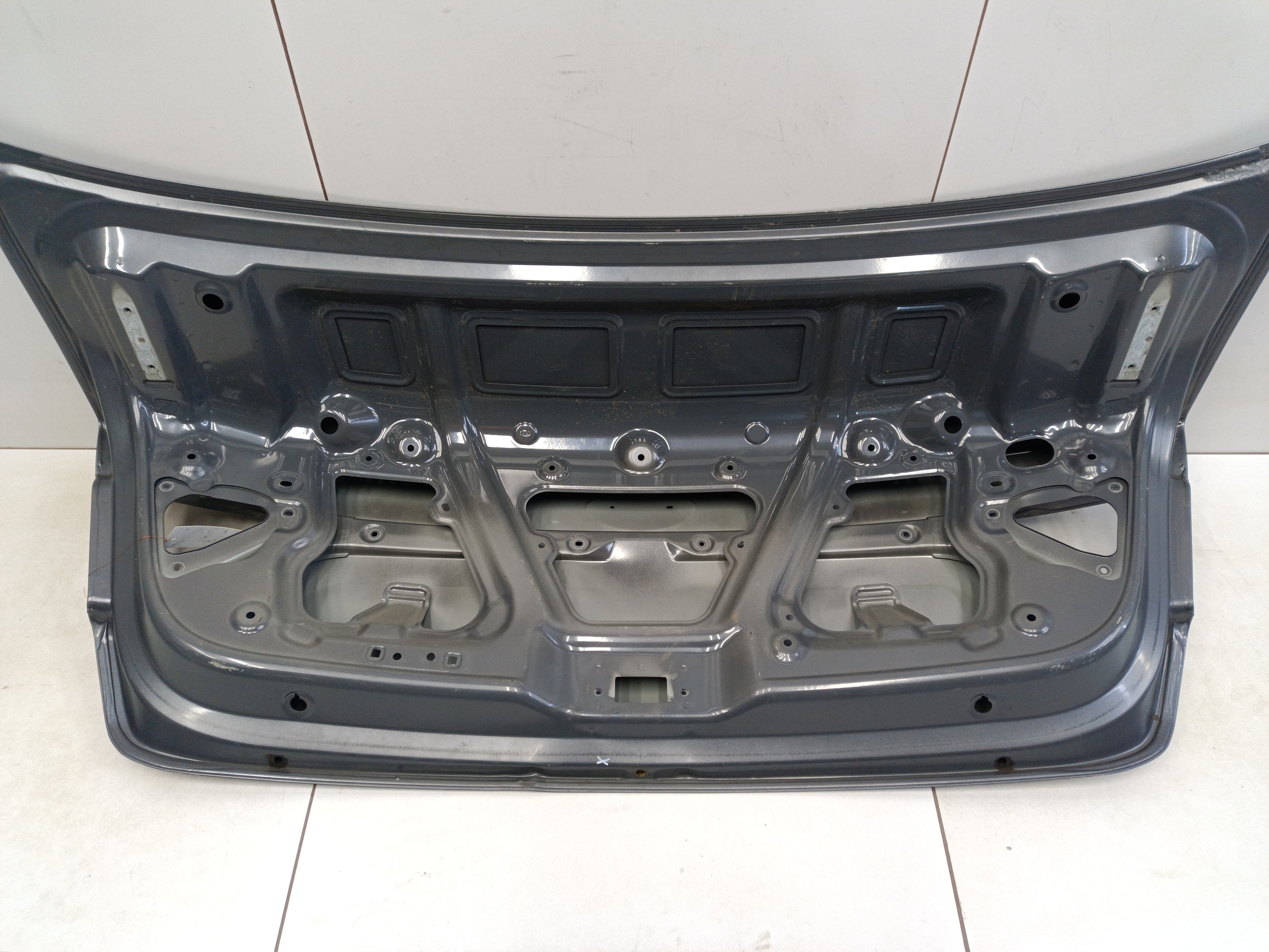 Крышка багажника Kia Rio 4 Sedan не под камеру