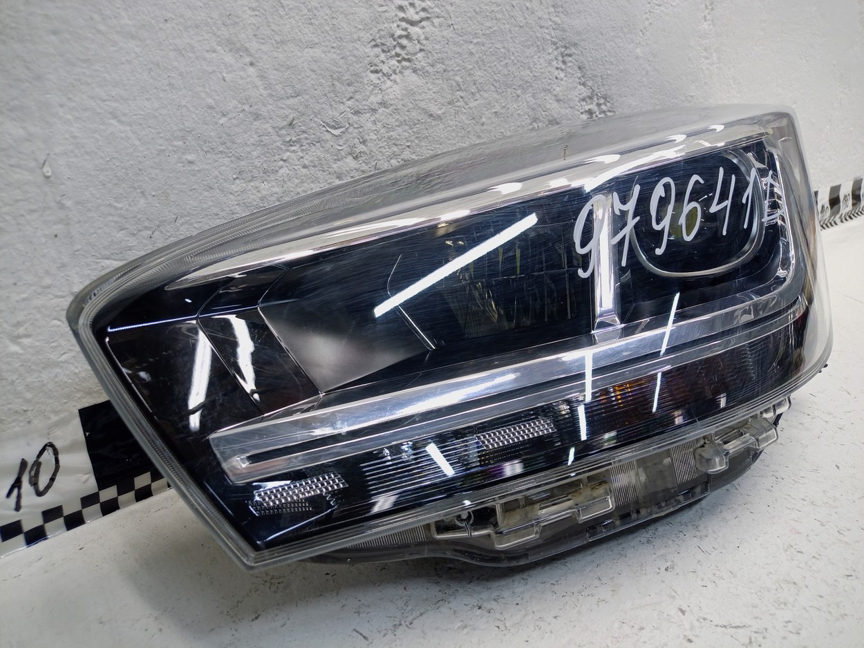 Фара передняя левая Chery Tiggo 4 Pro  LED