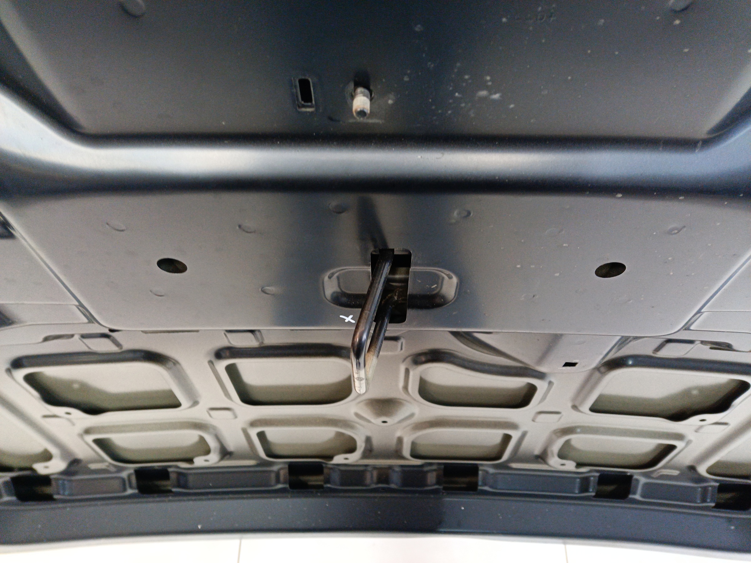 Капот Jetour Dashing