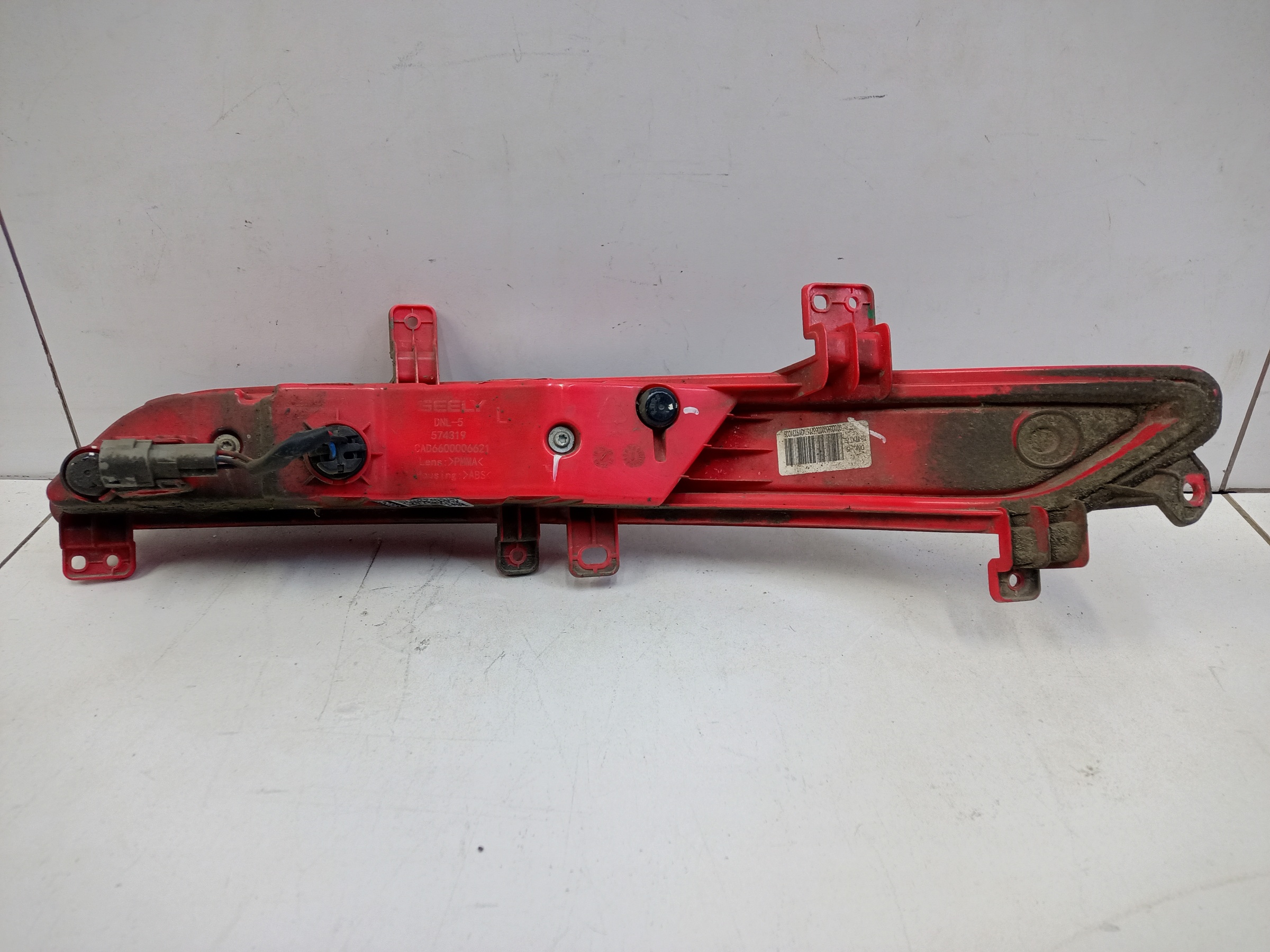 Фара ПТФ задняя левая Geely Tugella LED