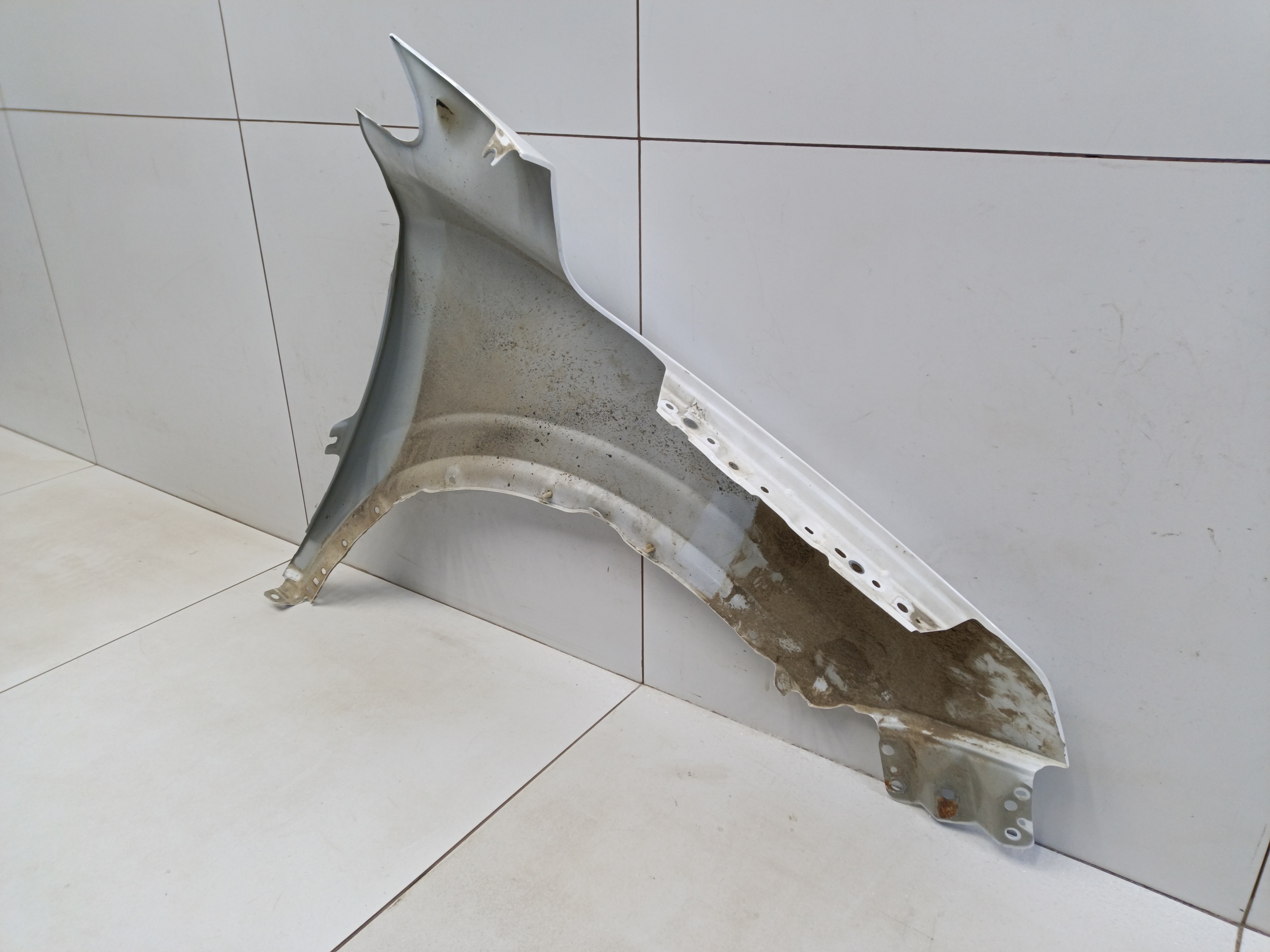 Крыло переднее левое Geely Coolray