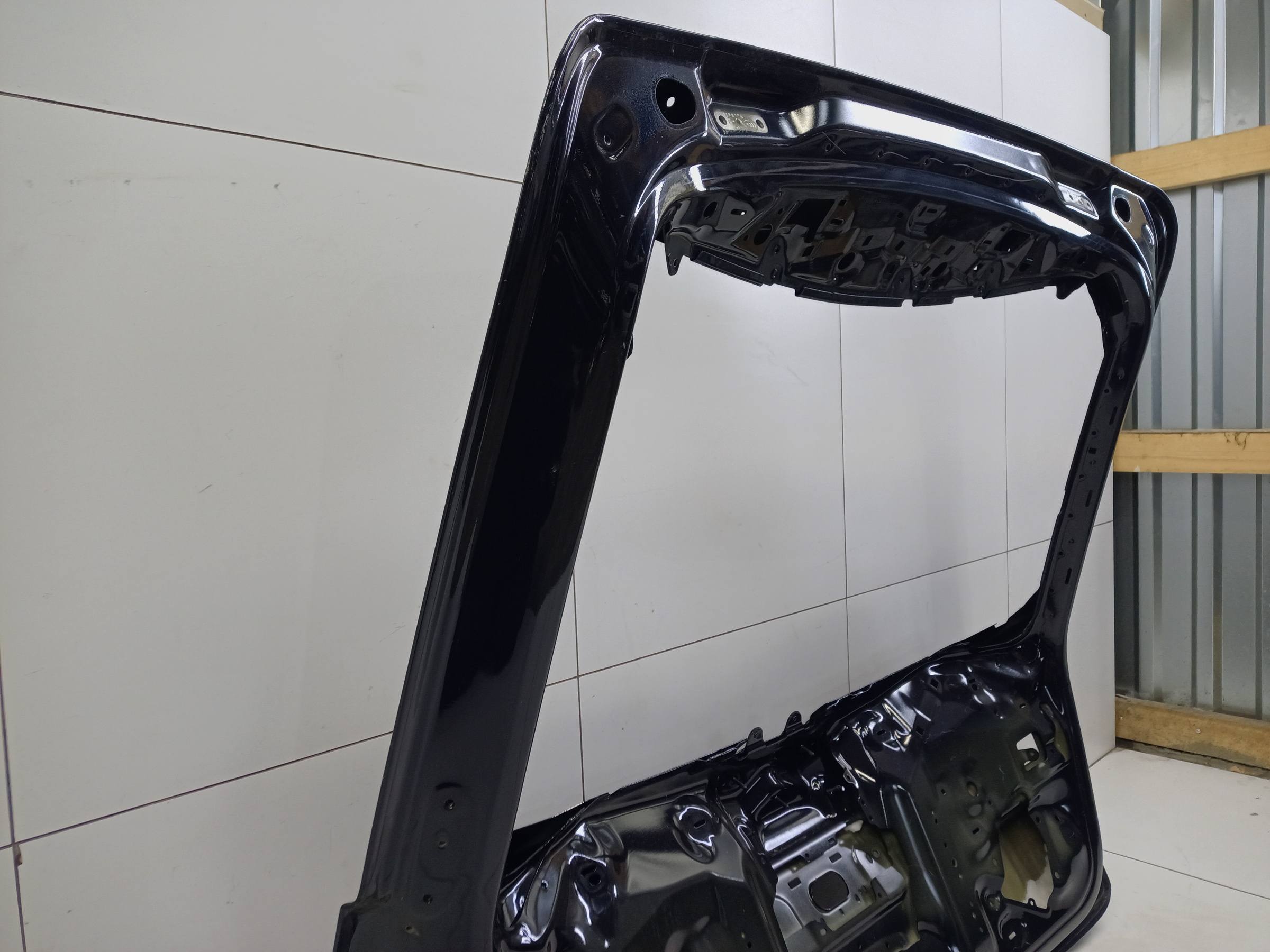 Крышка багажника Audi Q8