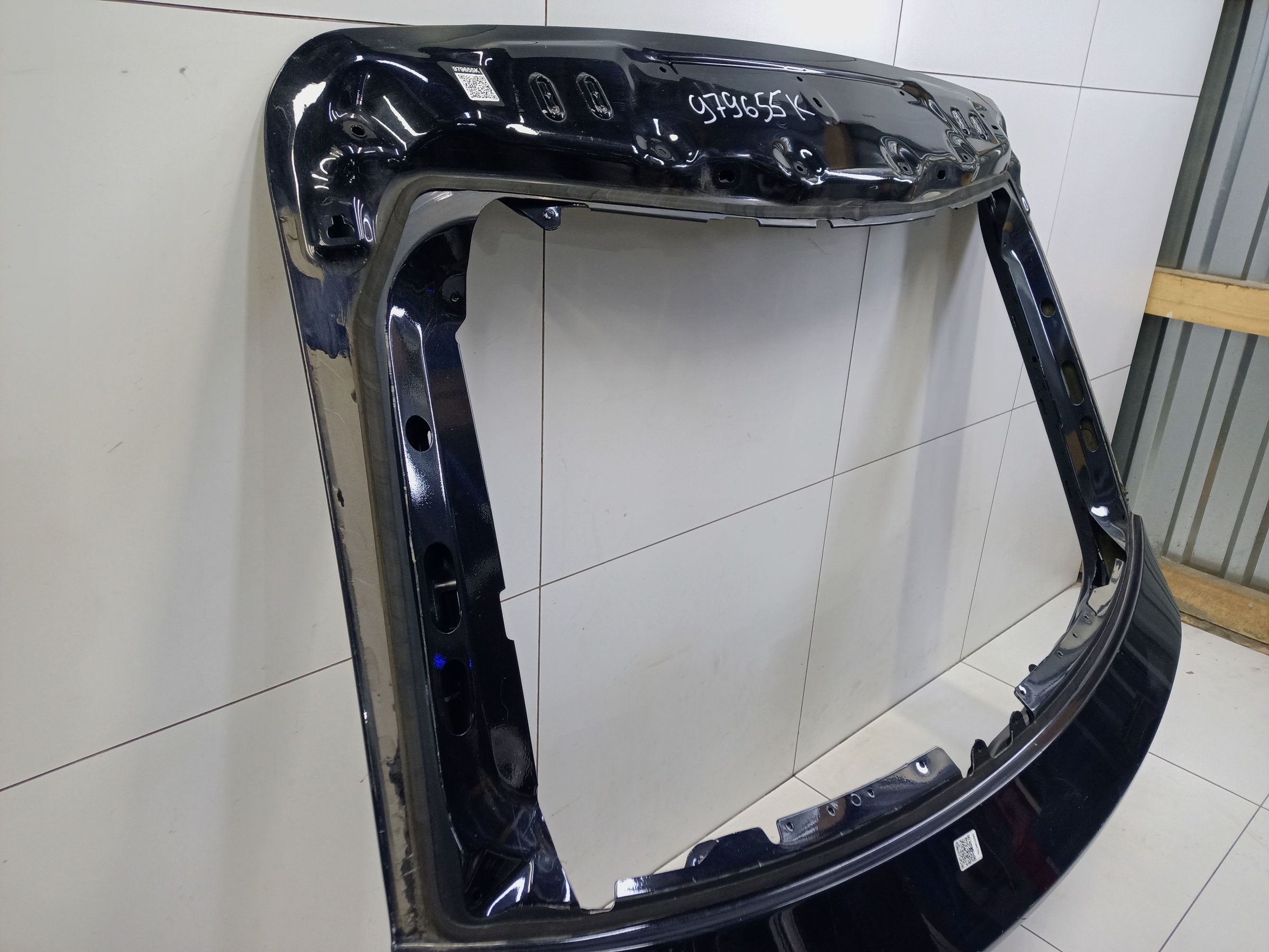 Крышка багажника Audi Q8