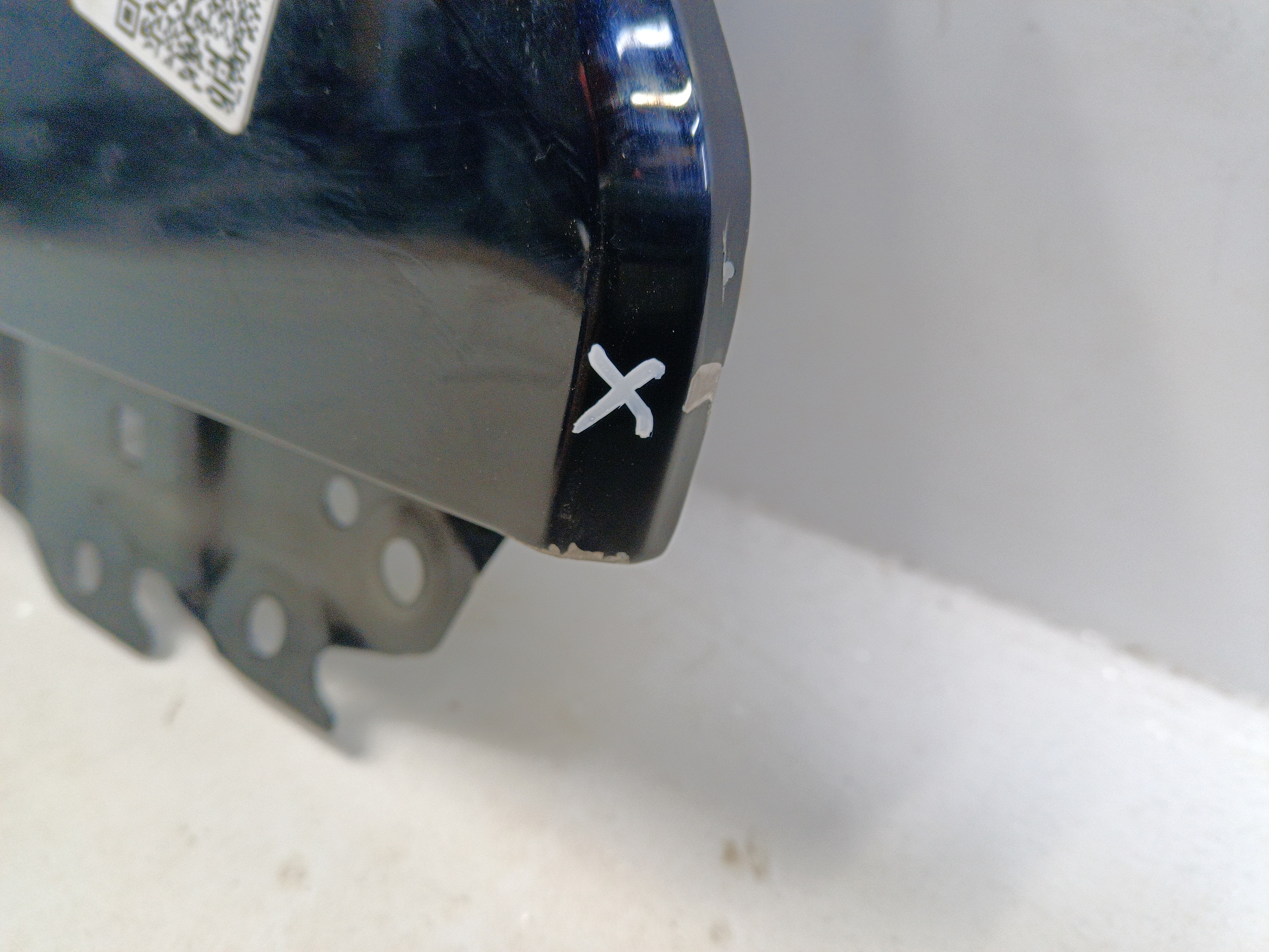 Крыло переднее правое Gac M8