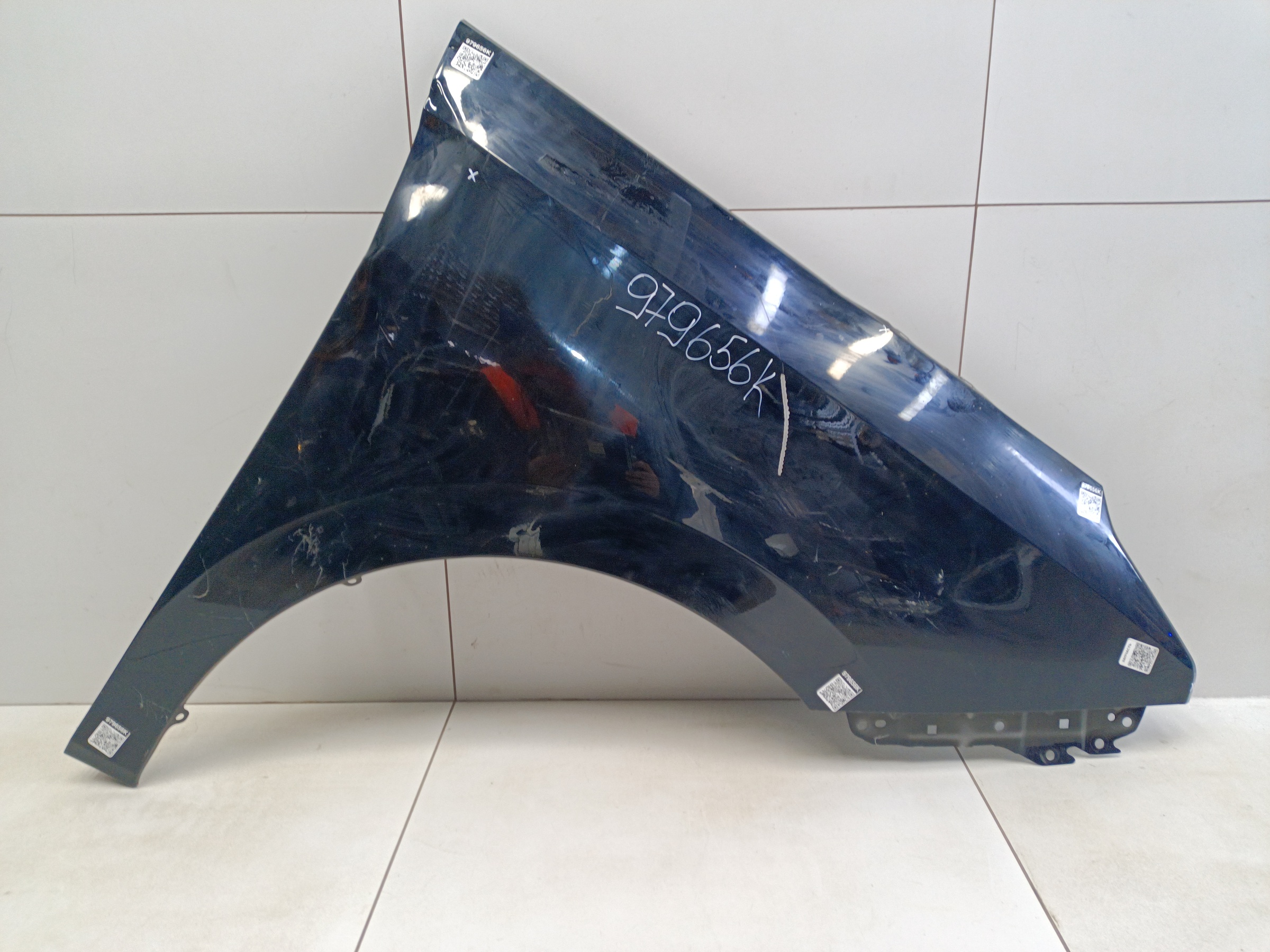 Крыло переднее правое Gac M8