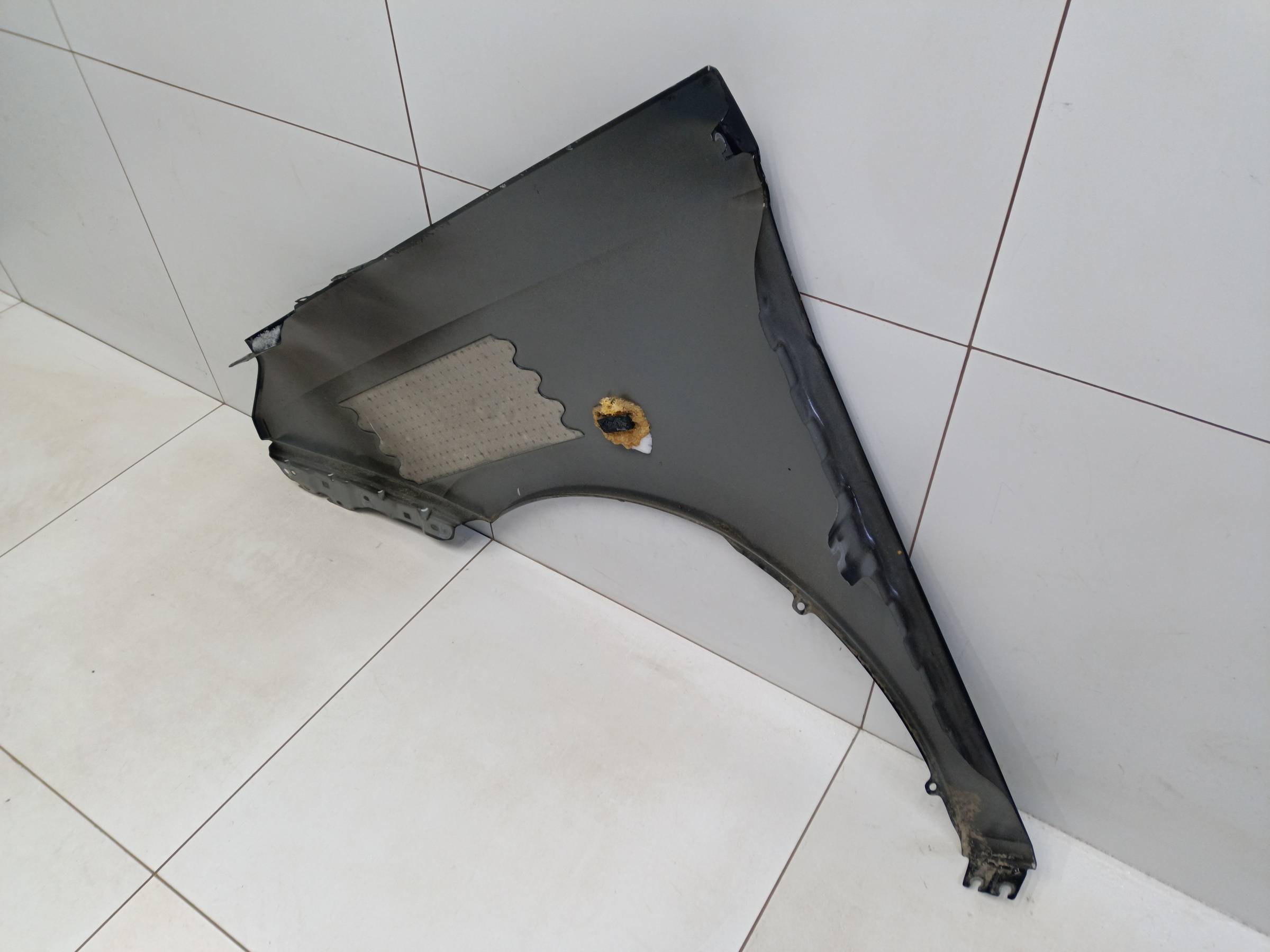 Крыло переднее правое Gac M8