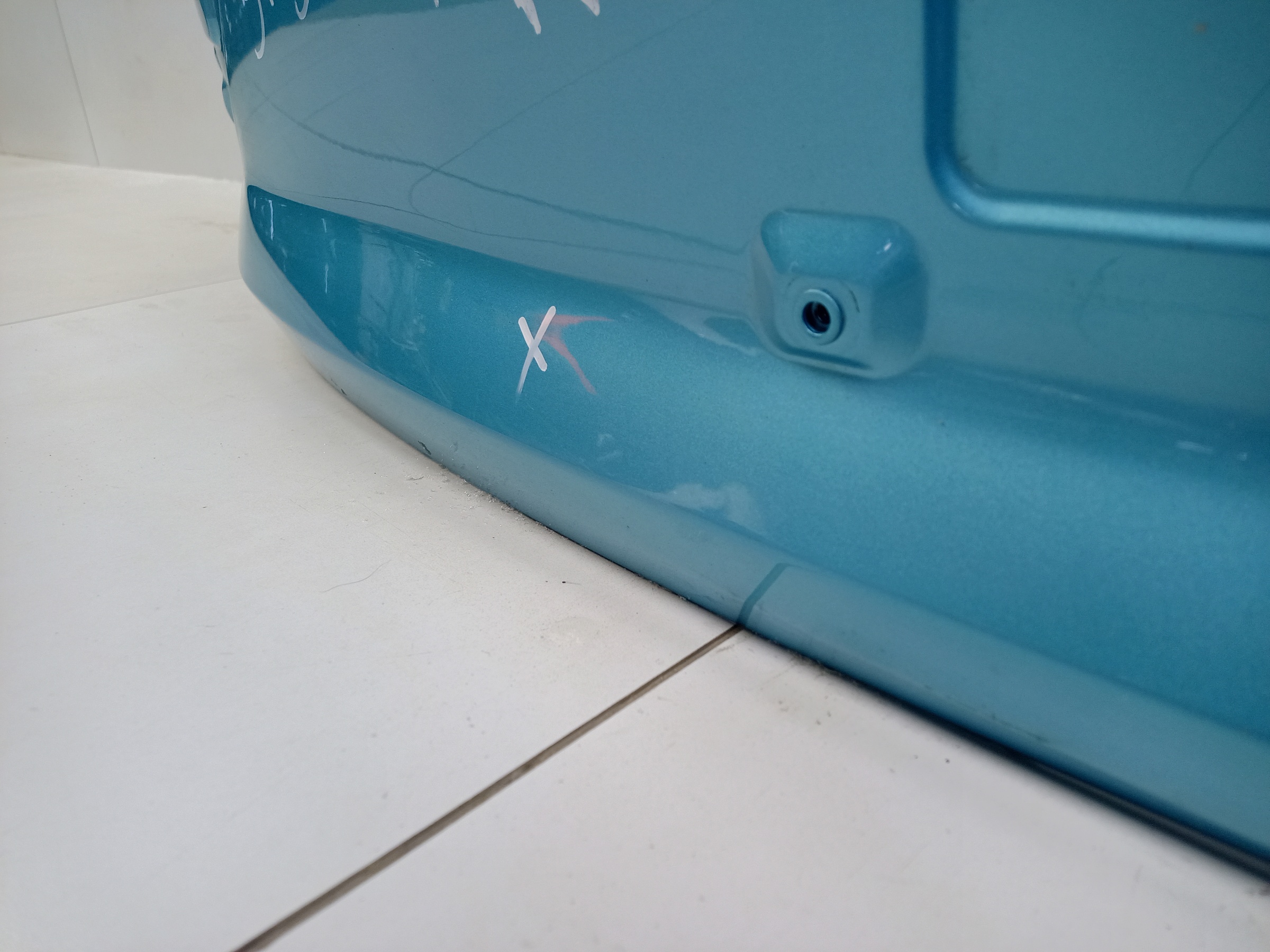 Крышка багажника Geely Coolray Restail