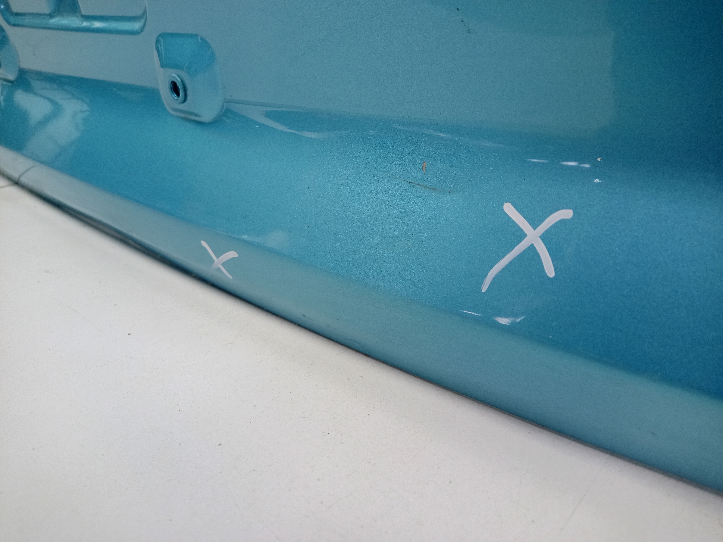 Крышка багажника Geely Coolray Restail