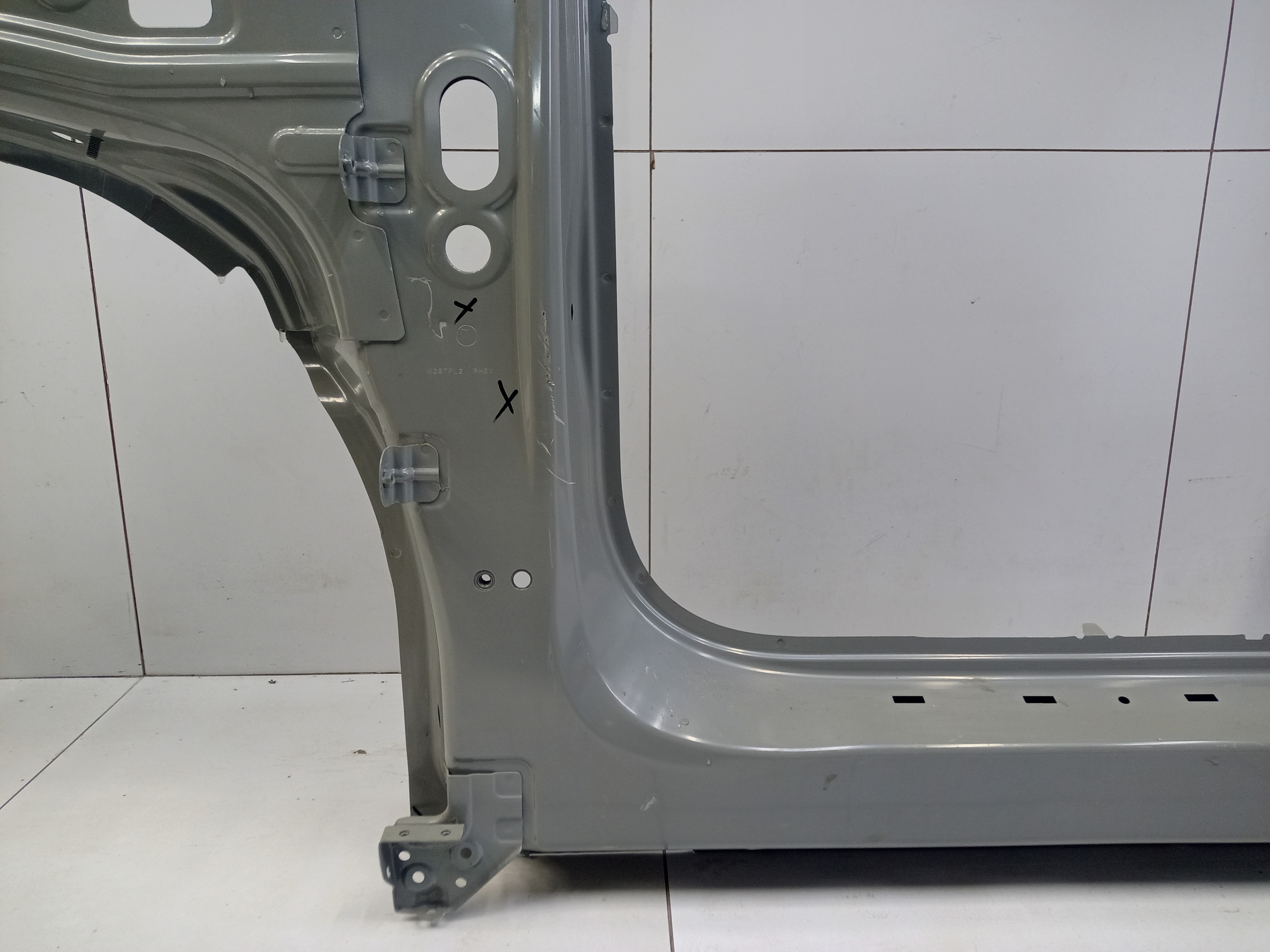 Панель кузова боковая левая Exeed VX