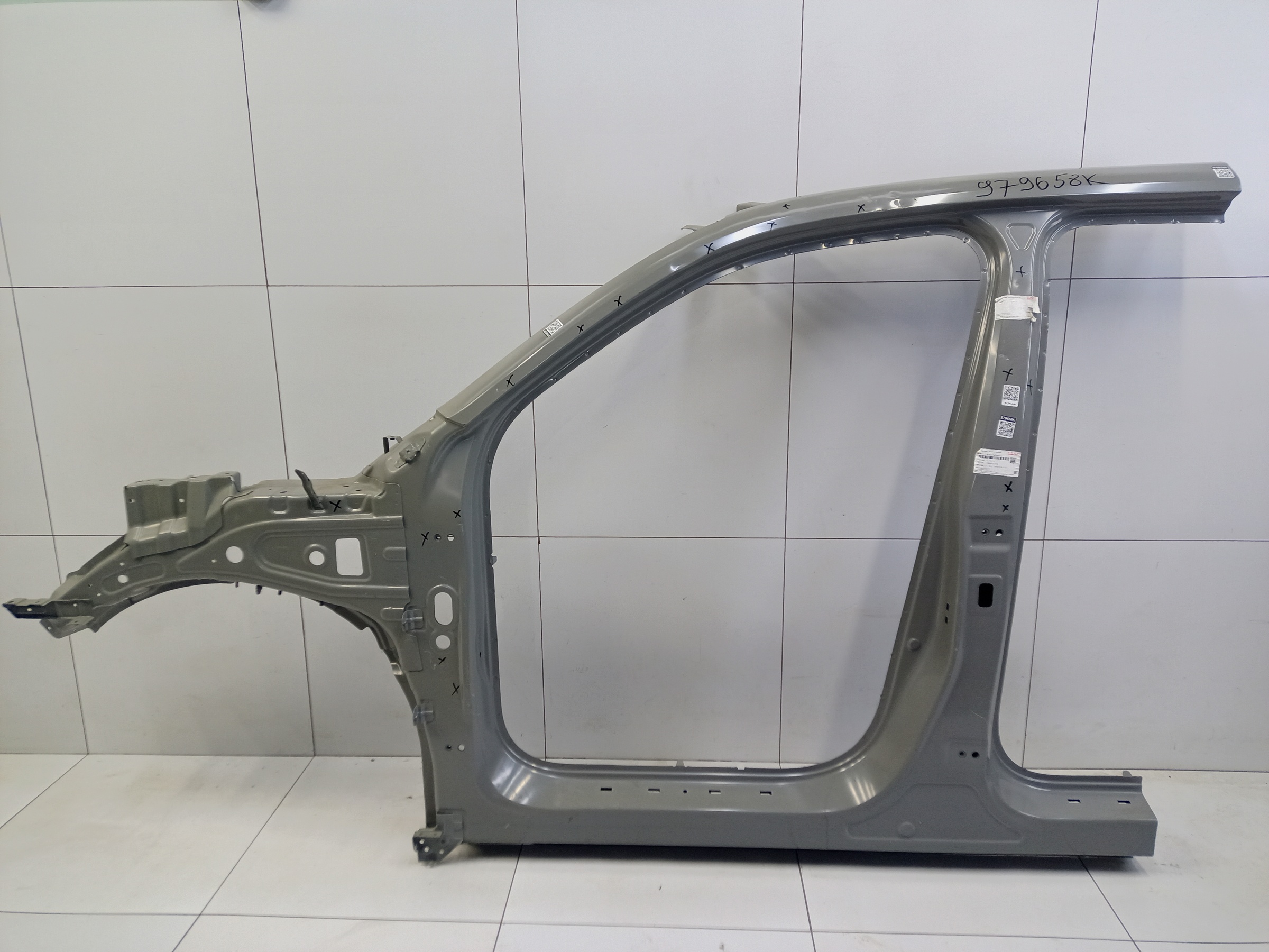 Панель кузова боковая левая Exeed VX