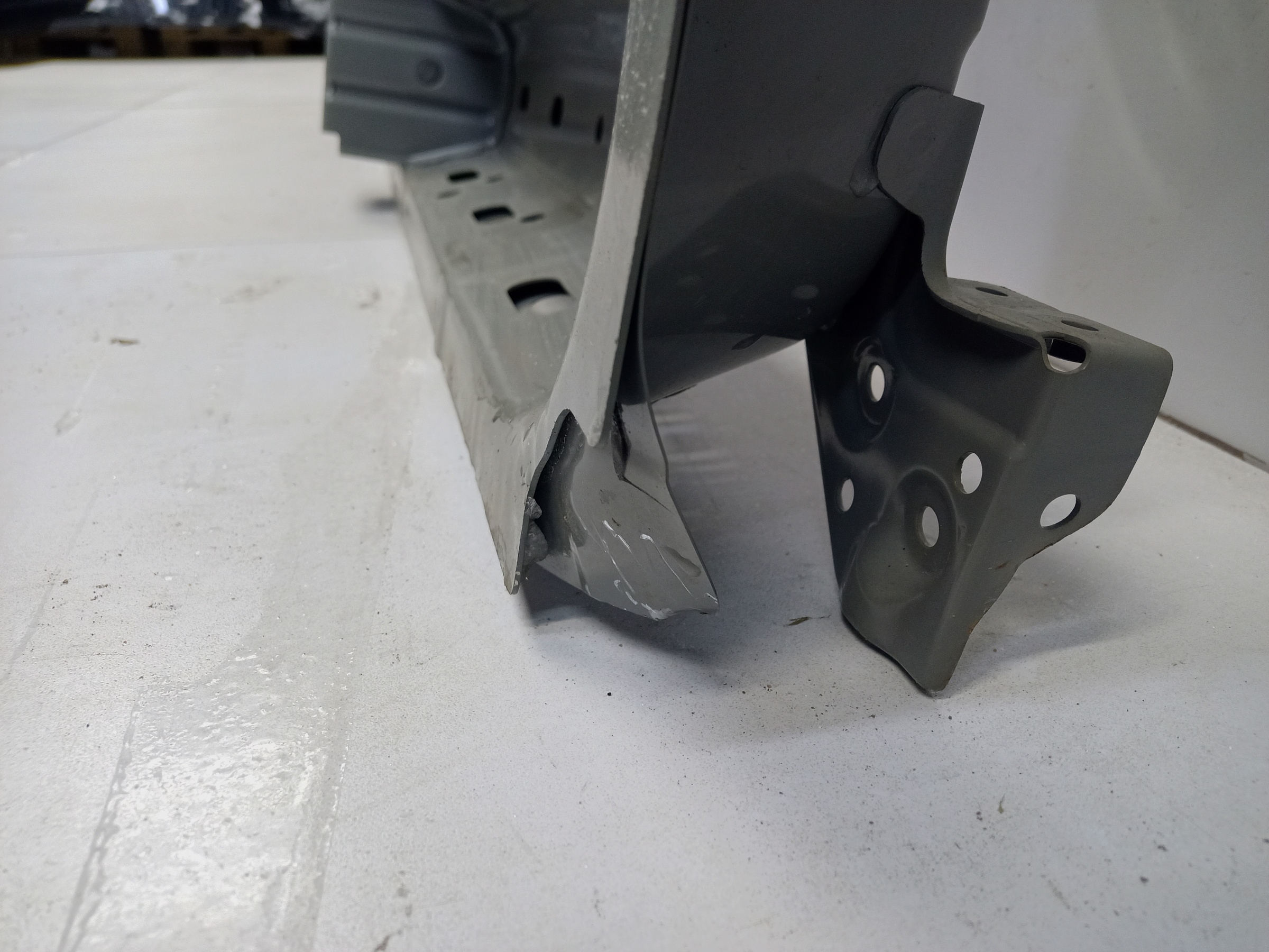 Панель кузова боковая левая Exeed VX