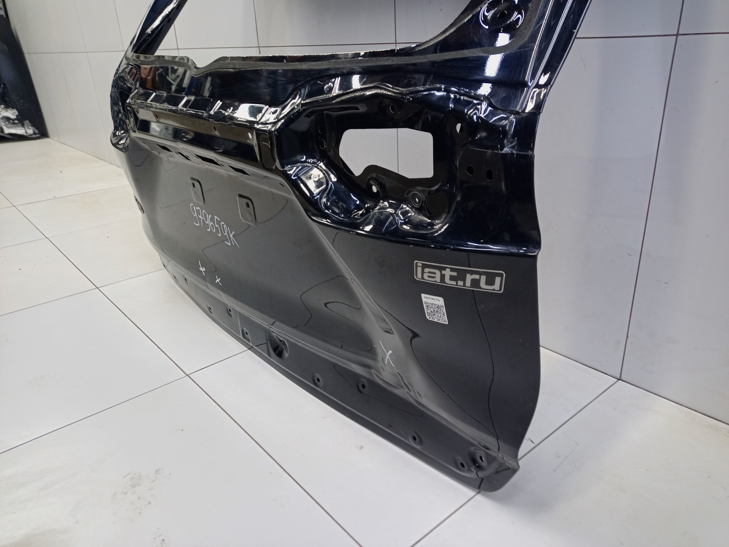 Крышка багажника Toyota RAV4 XA50