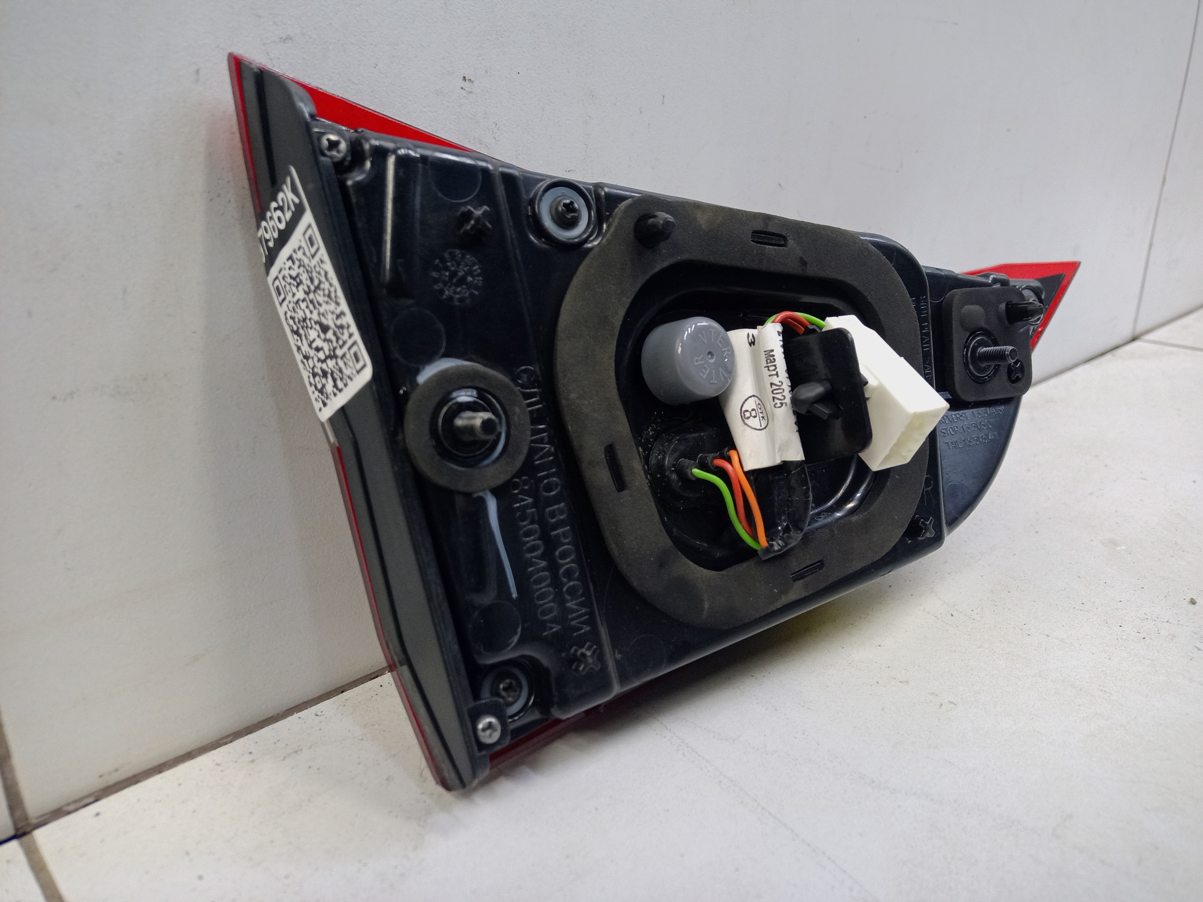 Фонарь задний правый внутренний Lada Vesta Restail LED