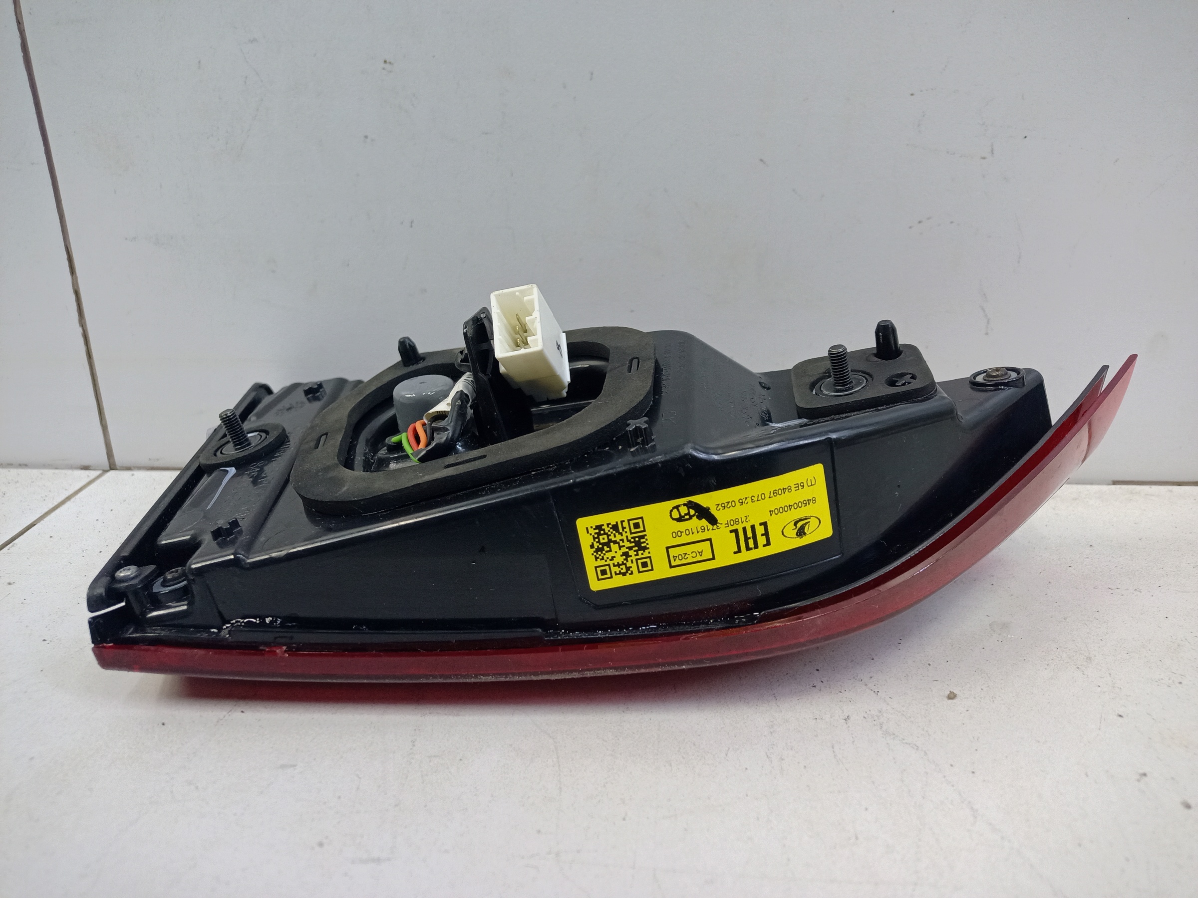 Фонарь задний правый внутренний Lada Vesta Restail LED