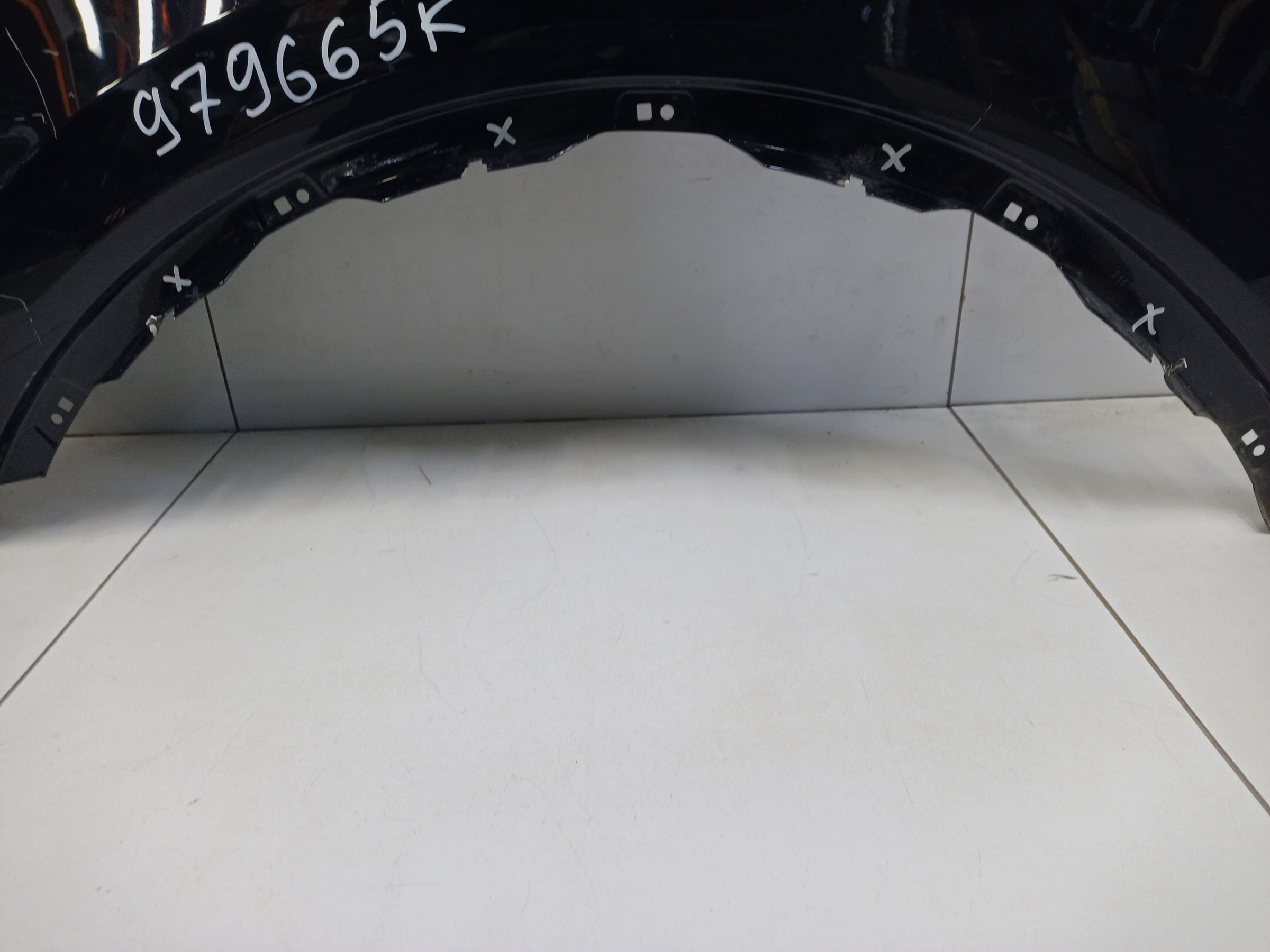 Крыло переднее левое Porsche Cayenne 3