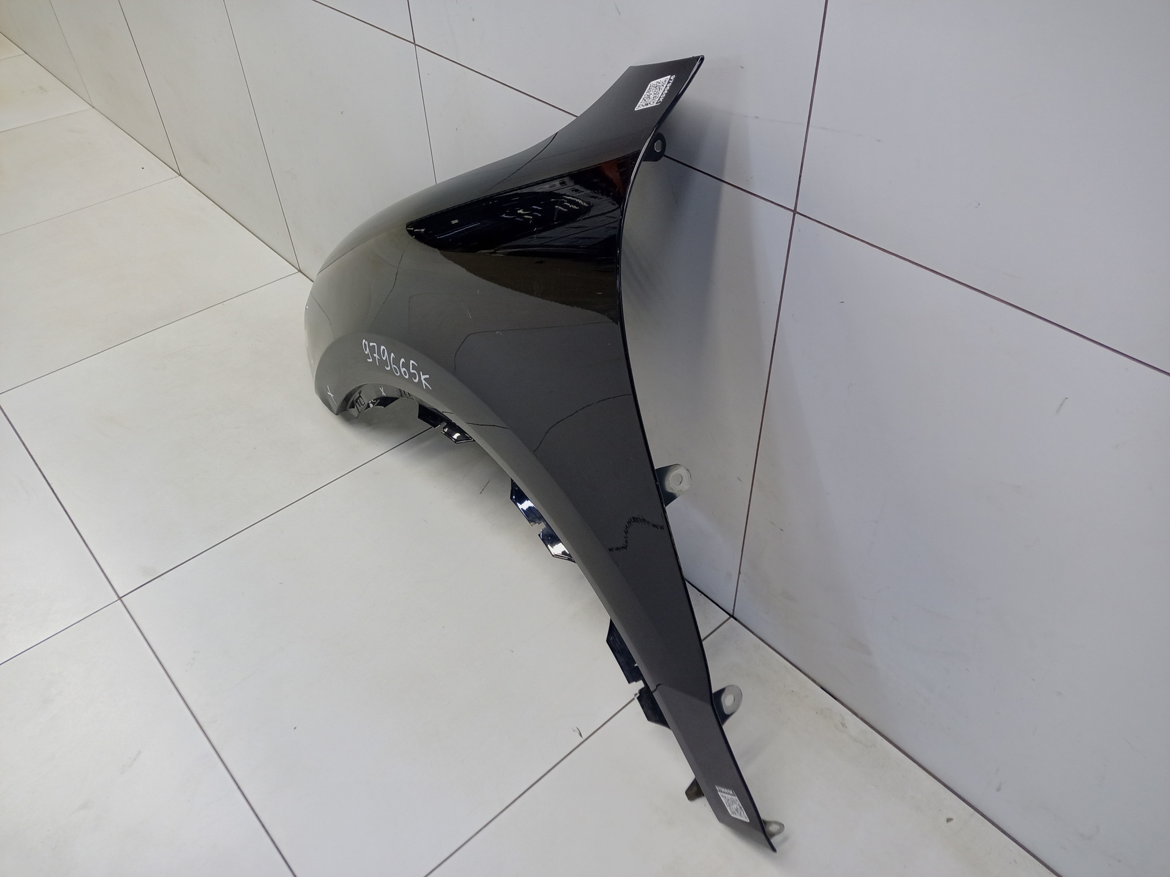 Крыло переднее левое Porsche Cayenne 3