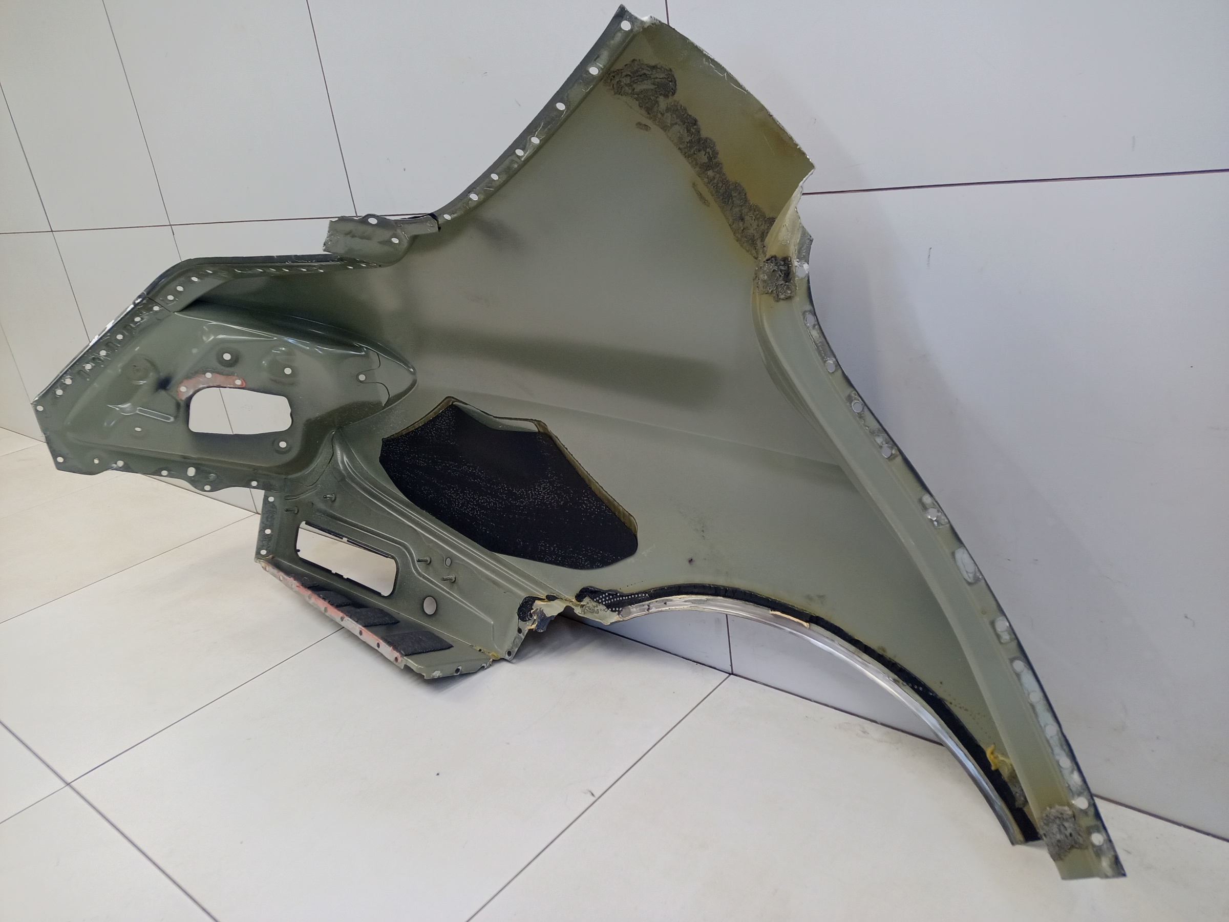 Крыло заднее левое Mercedes-Benz E-Klasse W213