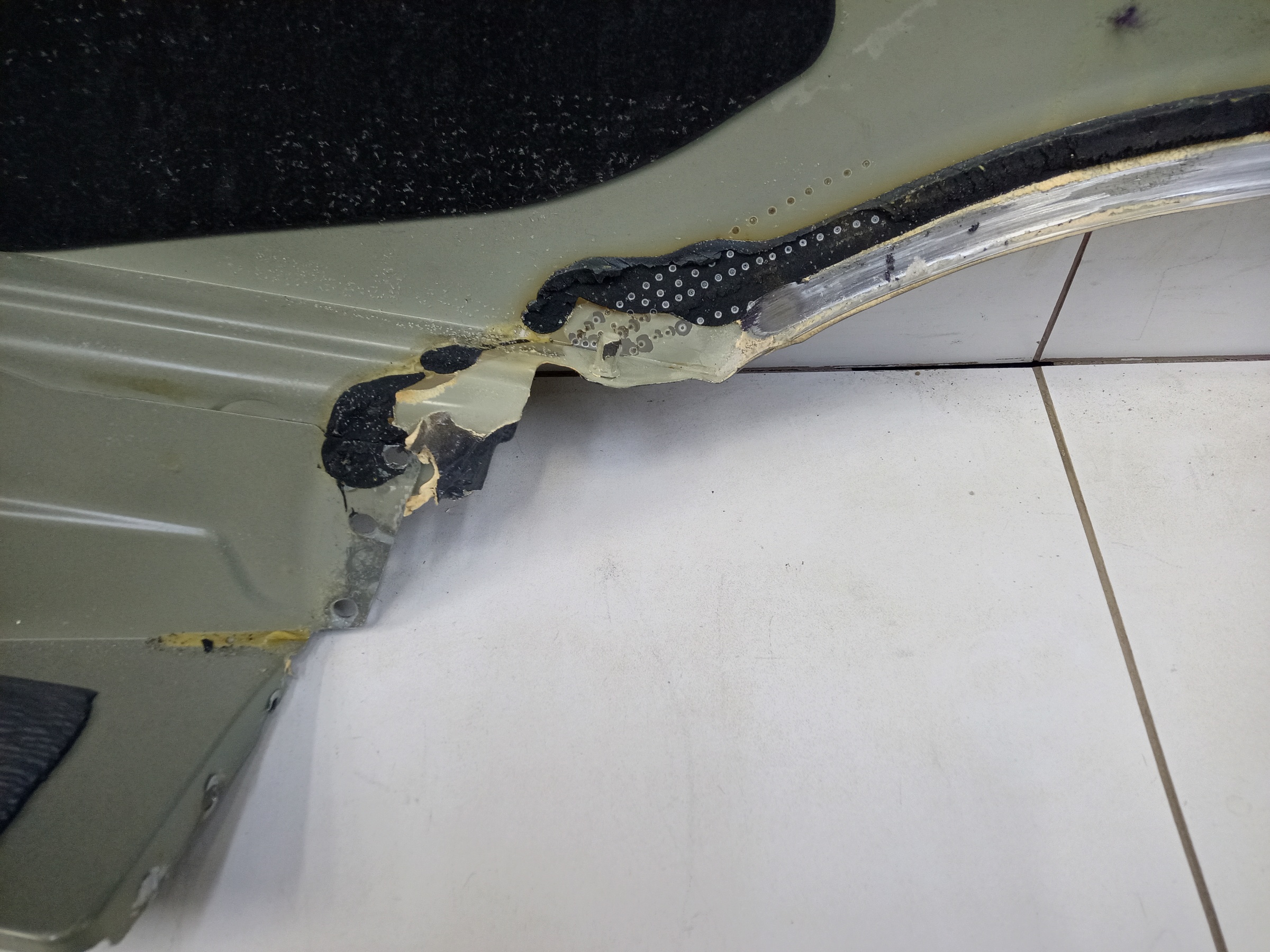 Крыло заднее левое Mercedes-Benz E-Klasse W213