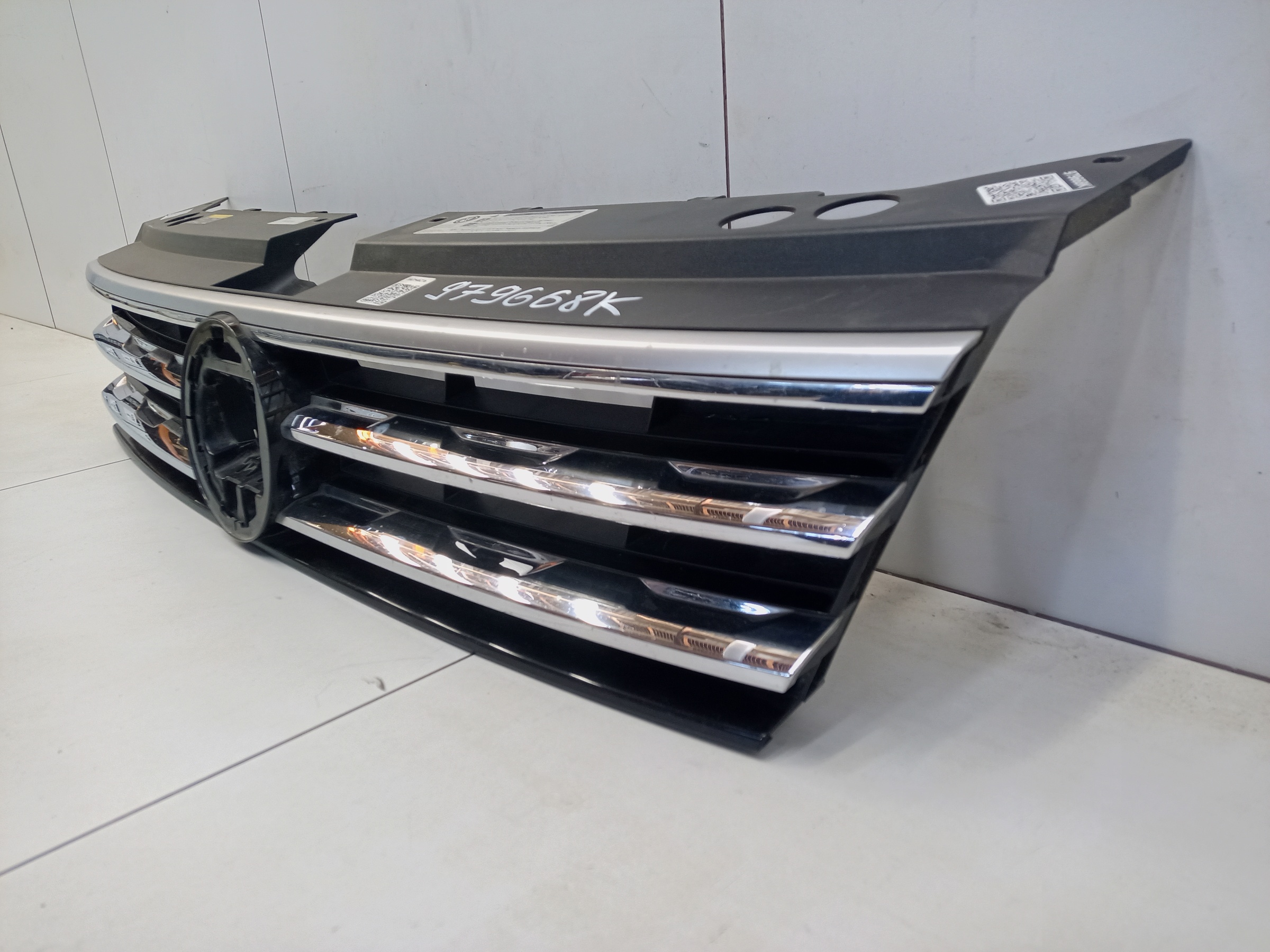 Решетка радиатора Volkswagen Tiguan 2