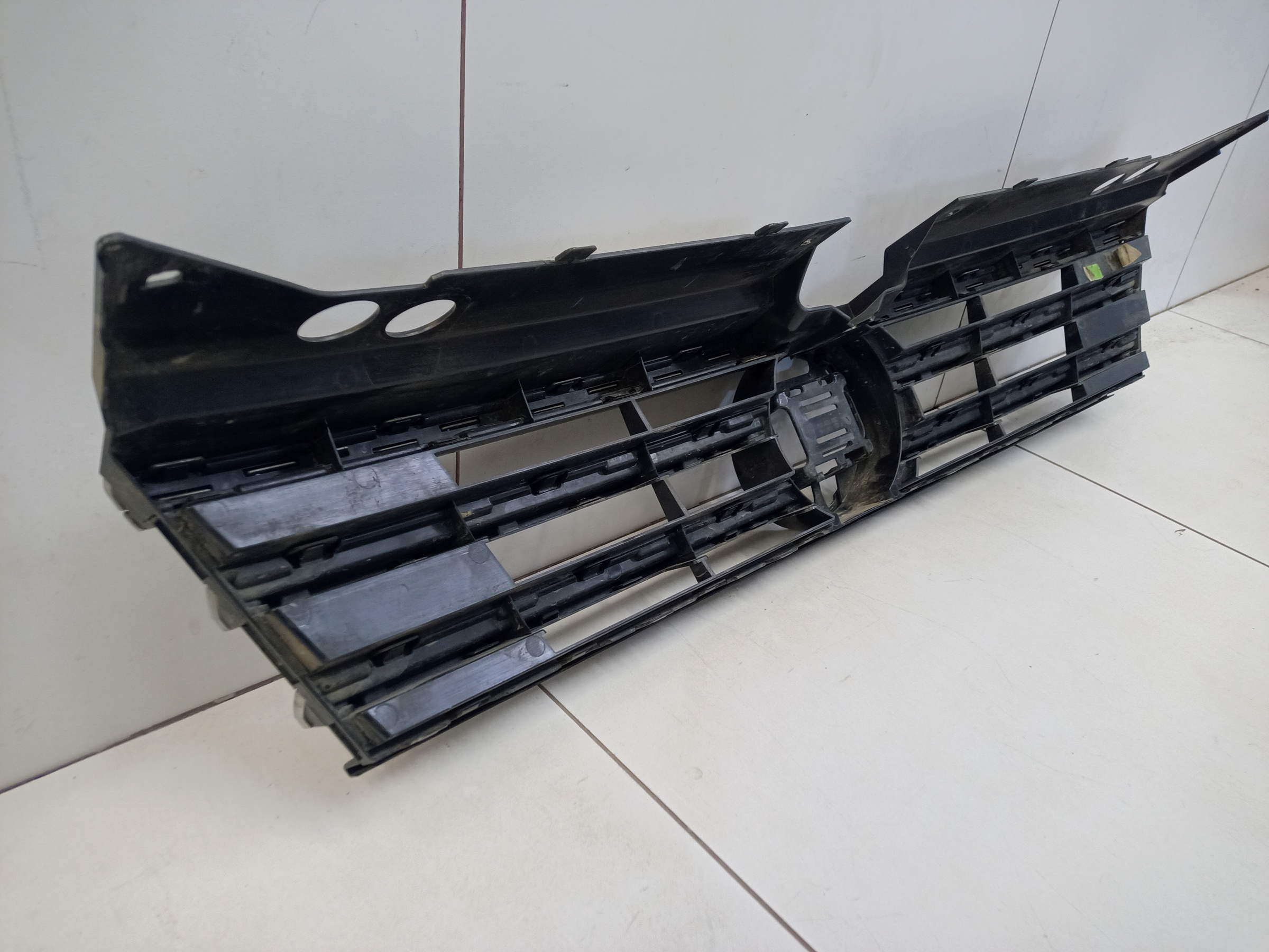 Решетка радиатора Volkswagen Tiguan 2