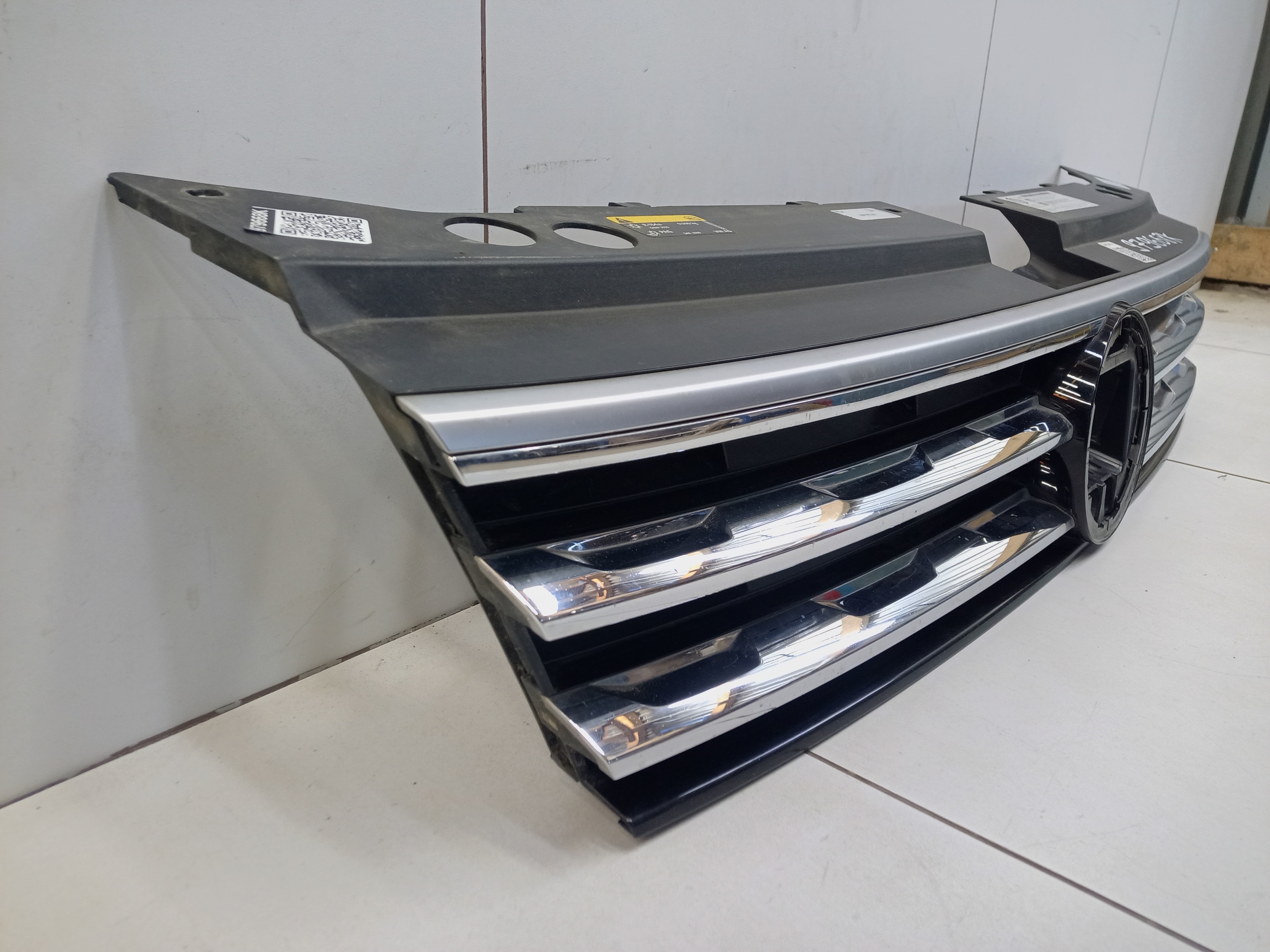 Решетка радиатора Volkswagen Tiguan 2